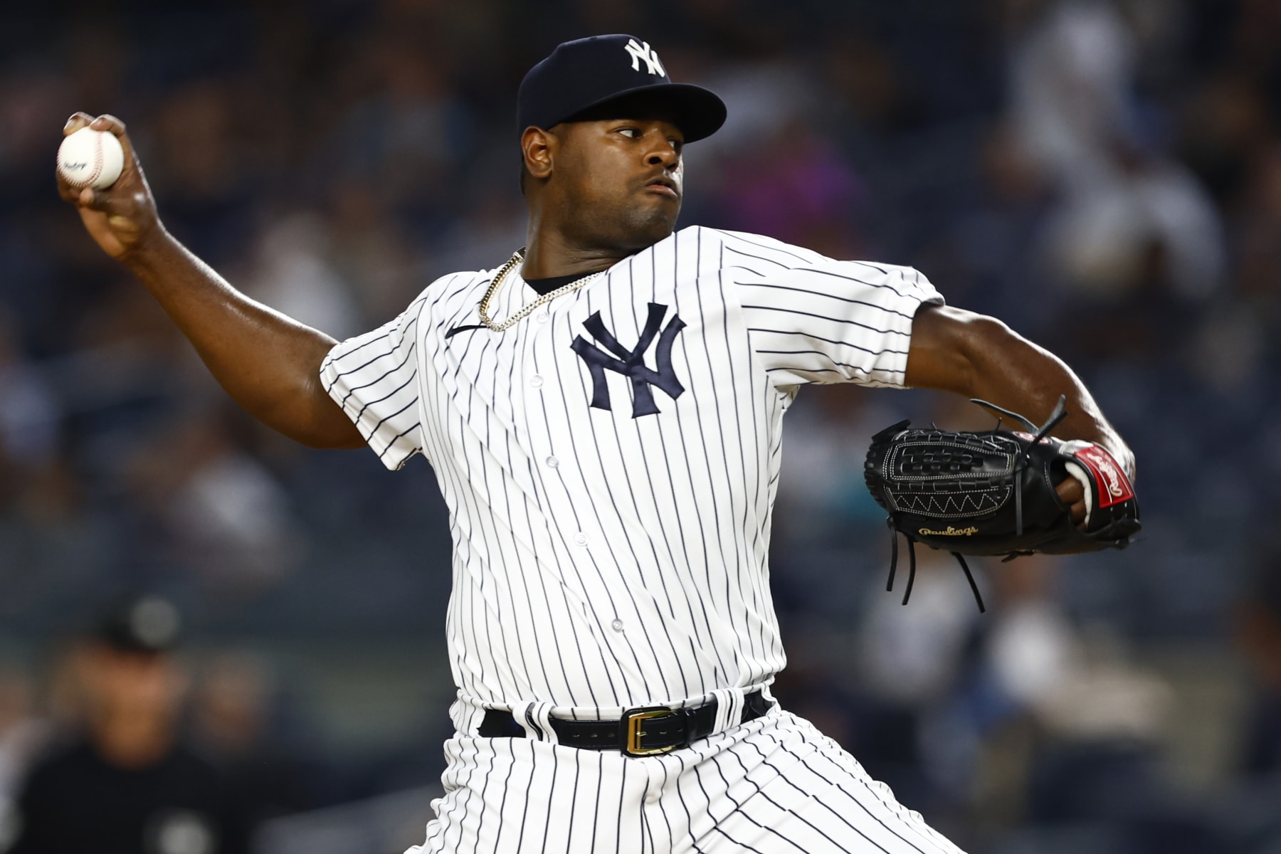 NEW YORK, NEW YORK - SEPTEMBER 8: Luis Severino #40 of the New York Yankees delivers a pitch against the Milwaukee Brewers during the first inning of a game at Yankee Stadium on September 8, 2023 in New York City. (Photo by Rich Schultz/Getty Images)