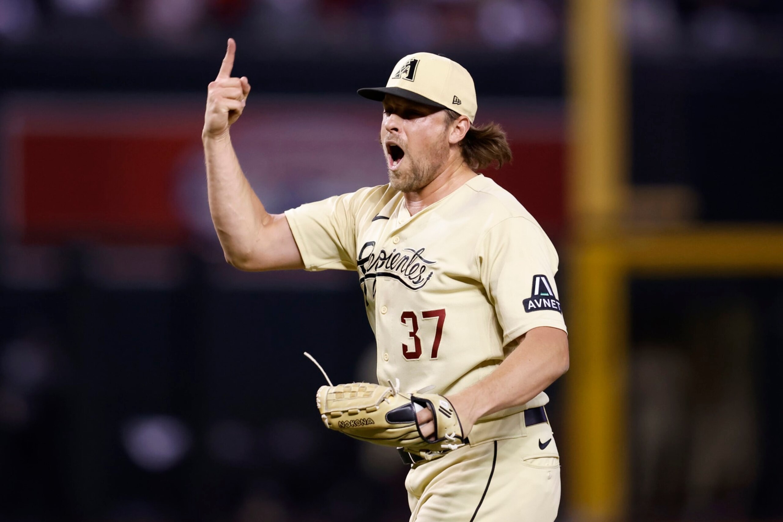 Arizona's Kevin Ginkel