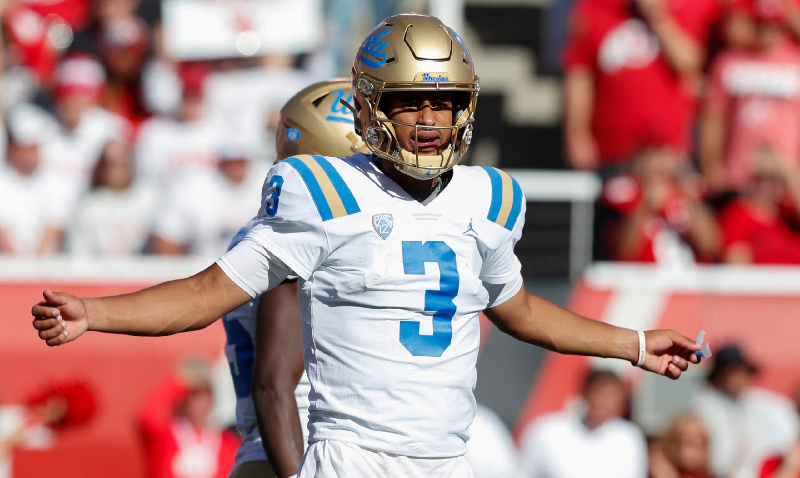 SALT LAKE CITY, UT - SEPTEMBER 23: Dante Moore #3 of the UCLA Bruins looks for a play to be called in during the second half of their game against the Utah Utes at Rice-Eccles Stadium on September 23, 2023 in Salt Lake City, Utah. (Photo by Chris Gardner/Getty Images)