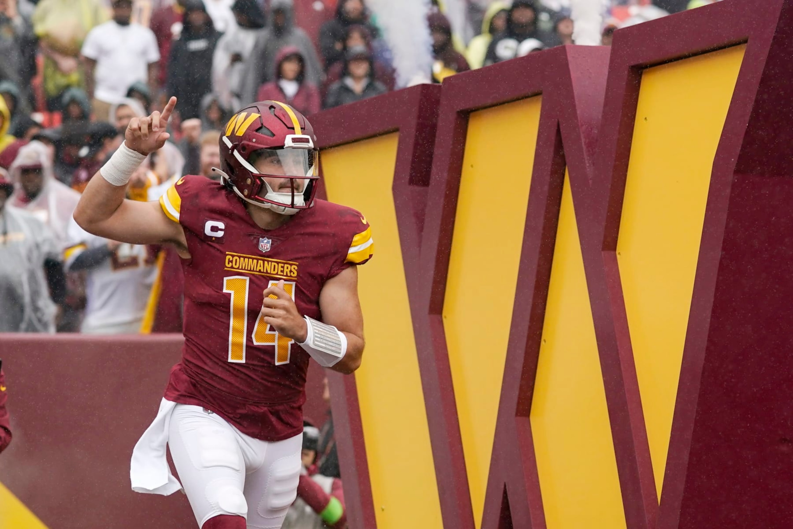 Commanders QB Sam Howell