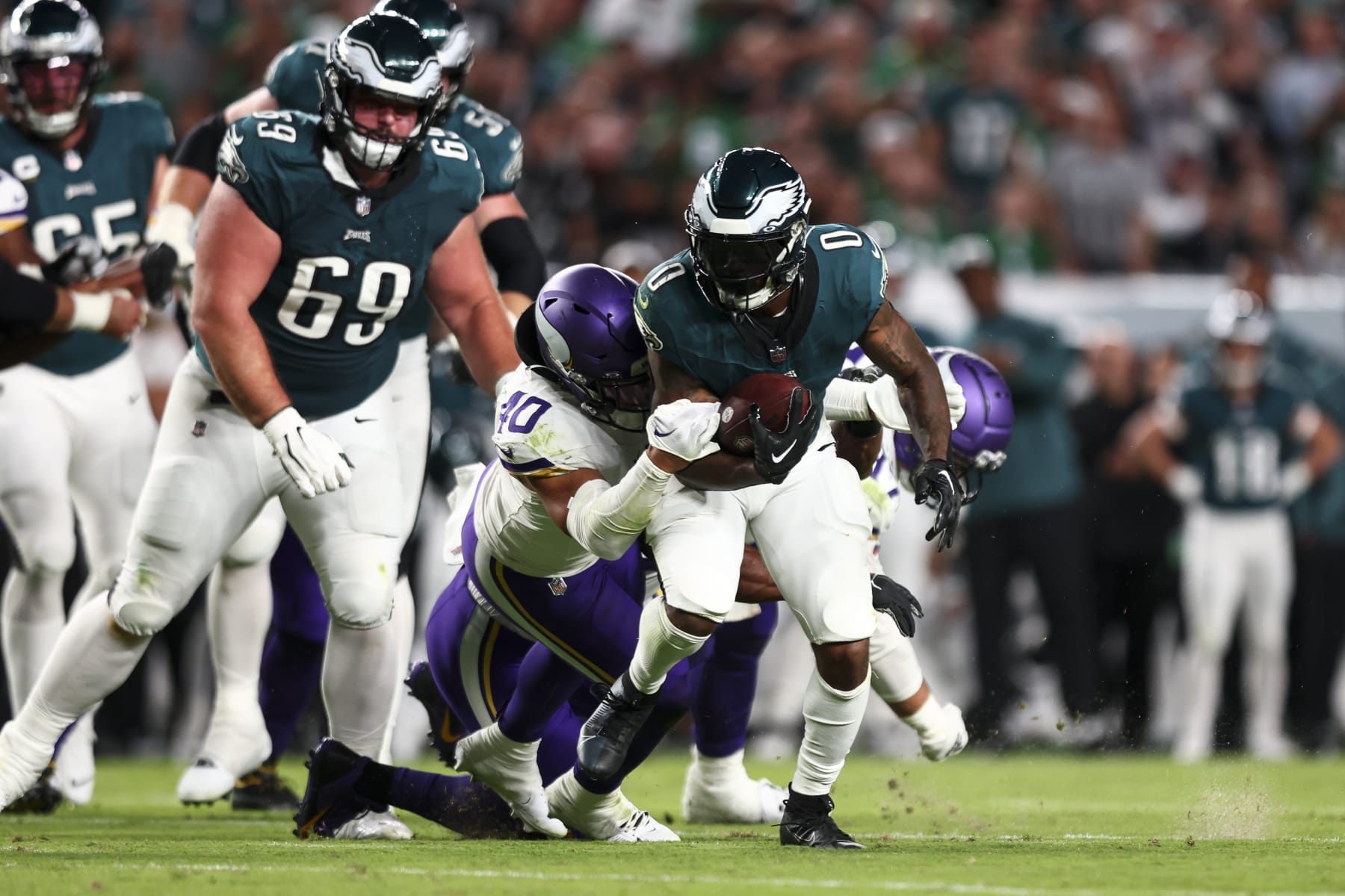 PHILADELPHIA, PA - SEPTEMBER 14: Ivan Pace Jr. #40 of the Minnesota Vikings tackles D'Andre Swift #0 of the Philadelphia Eagles during an NFL football game at Lincoln Financial Field on September 14, 2023 in Philadelphia, Pennsylvania. (Photo by Kevin Sabitus/Getty Images)
