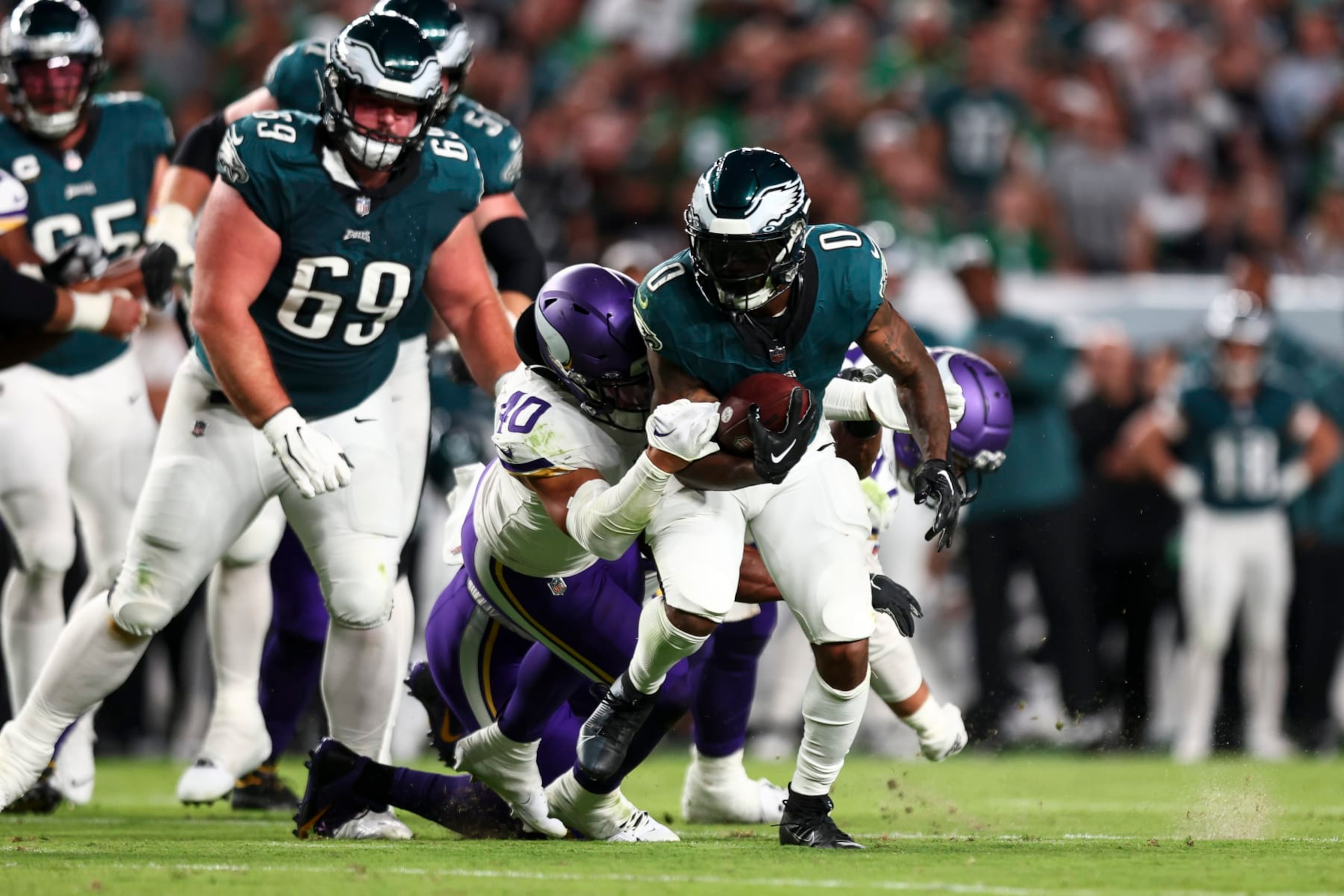 PHILADELPHIA, PA - SEPTEMBER 14: Ivan Pace Jr. #40 of the Minnesota Vikings tackles D'Andre Swift #0 of the Philadelphia Eagles during an NFL football game at Lincoln Financial Field on September 14, 2023 in Philadelphia, Pennsylvania. (Photo by Kevin Sabitus/Getty Images)