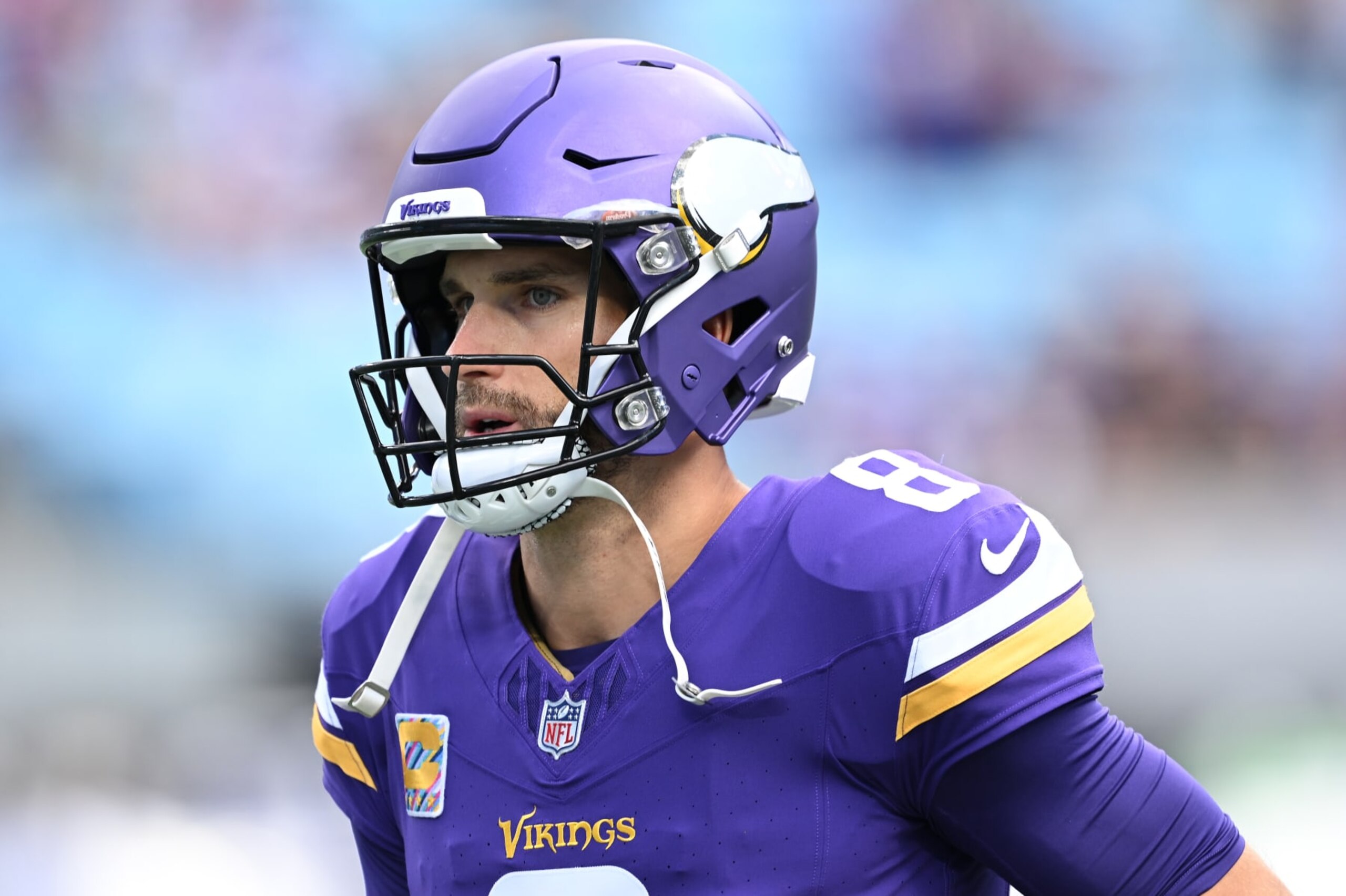 CHARLOTTE, NORTH CAROLINA - OCTOBER 01: Kirk Cousins #8 of the Minnesota Vikings warms up against the Carolina Panthers at Bank of America Stadium on October 01, 2023 in Charlotte, North Carolina. (Photo by Grant Halverson/Getty Images)