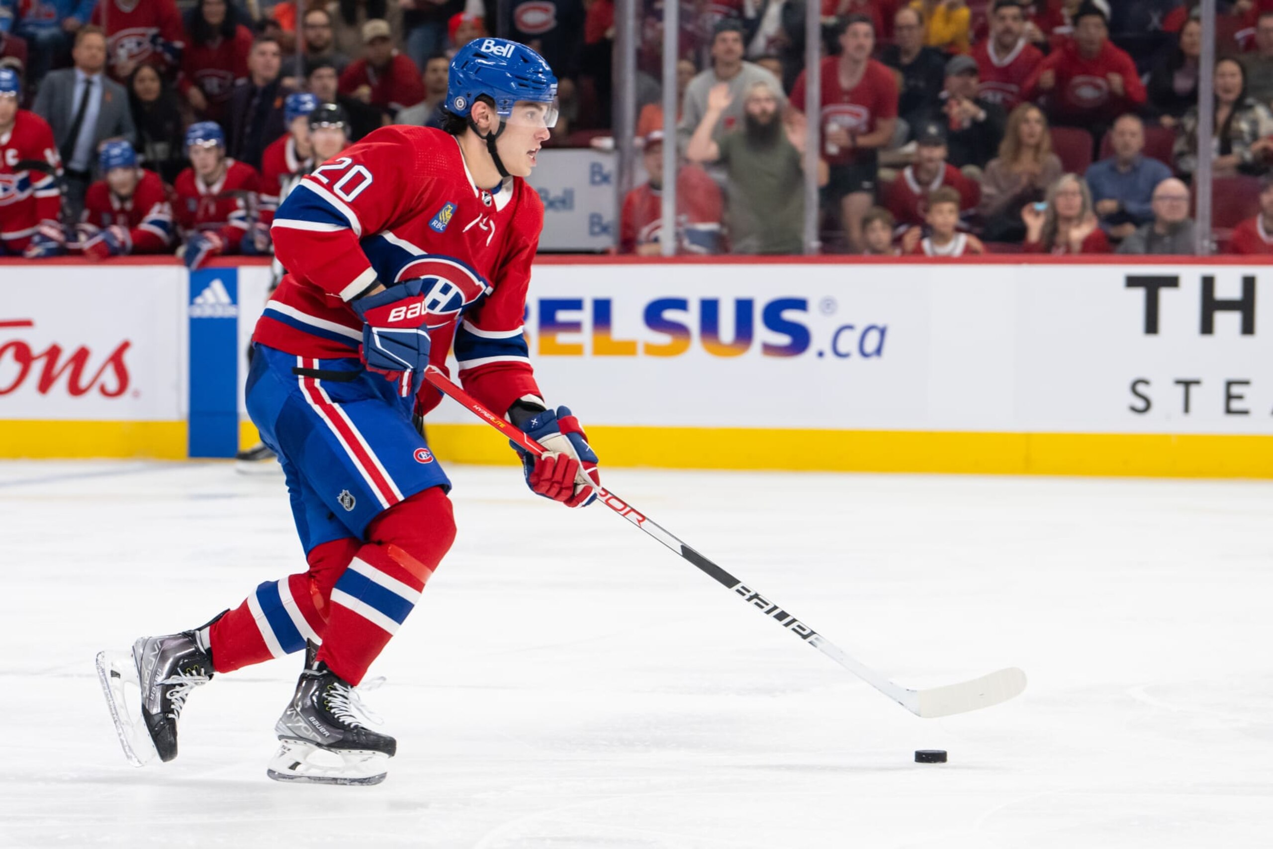MONTREAL, QC - SEPTEMBER 30: Juraj Slafkovsky (20) of the Montreal Canadiens skates with the puck during the second period of the NHL pre-season game between the Toronto Maple Leafs and the Montreal Canadiens on September 30, 2023, at the Bell Centre in Montreal, QC(Photo by Vincent Ethier/Icon Sportswire via Getty Images)
