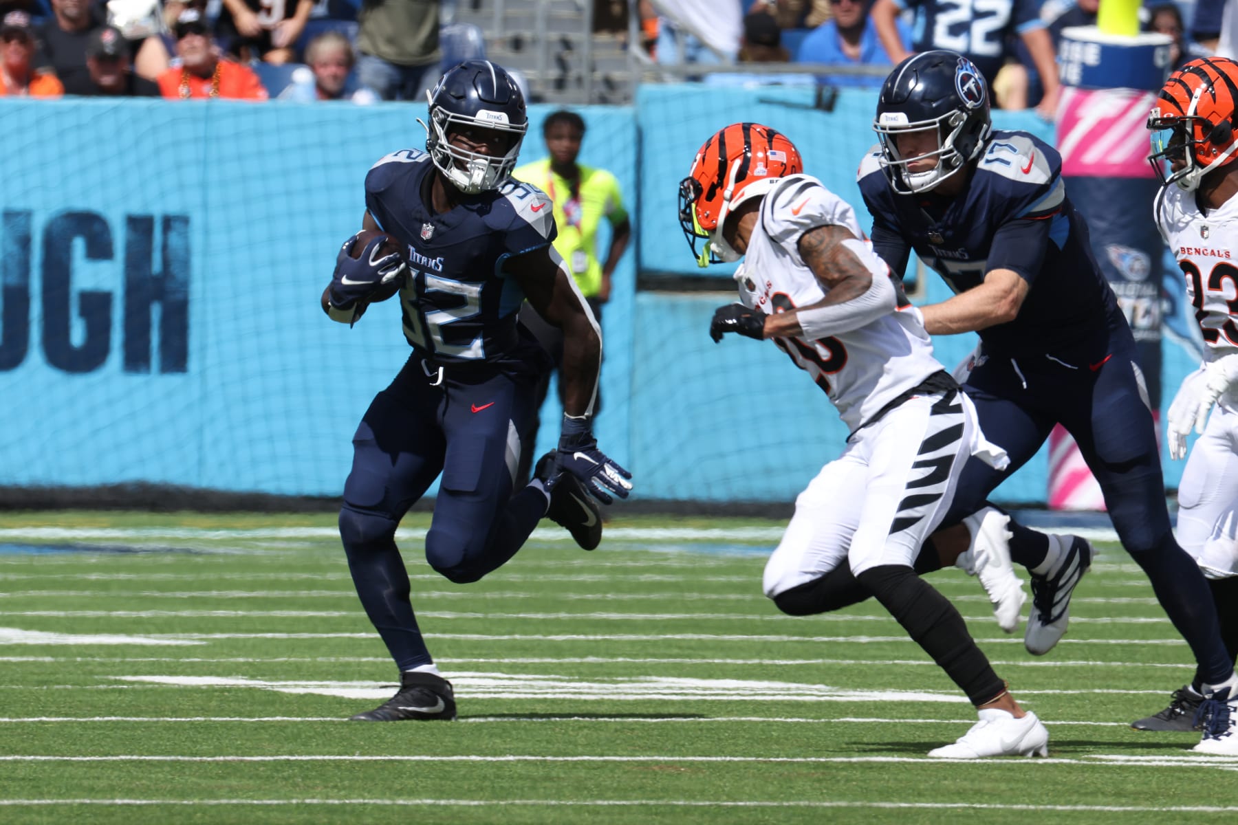 NASHVILLE, TN - OCTOBER 01: Tennessee Titans running back Tyjae Spears (32) runs the ball during a game between the Tennessee Titans and Cincinnati Bengals, October 1, 2023 at Nissan Stadium in Nashville, Tennessee. (Photo by Matthew Maxey/Icon Sportswire via Getty Images)