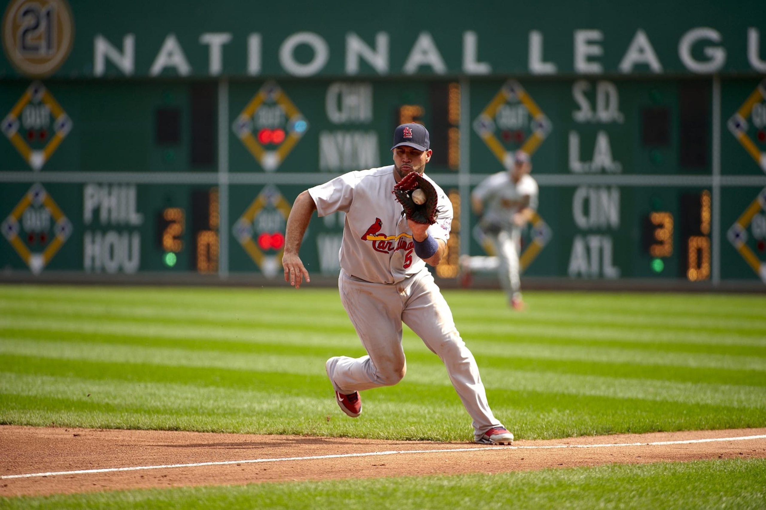 Baseball: St Louis Cardinals Albert Pujols (5) in action vs Pittsburgh Pirates. Pittsburgh, PA 9/6/2009 CREDIT: Fred Vuich (Photo by Fred Vuich /Sports Illustrated via Getty Images) (Set Number: X82915 TK1 R6 F207 )