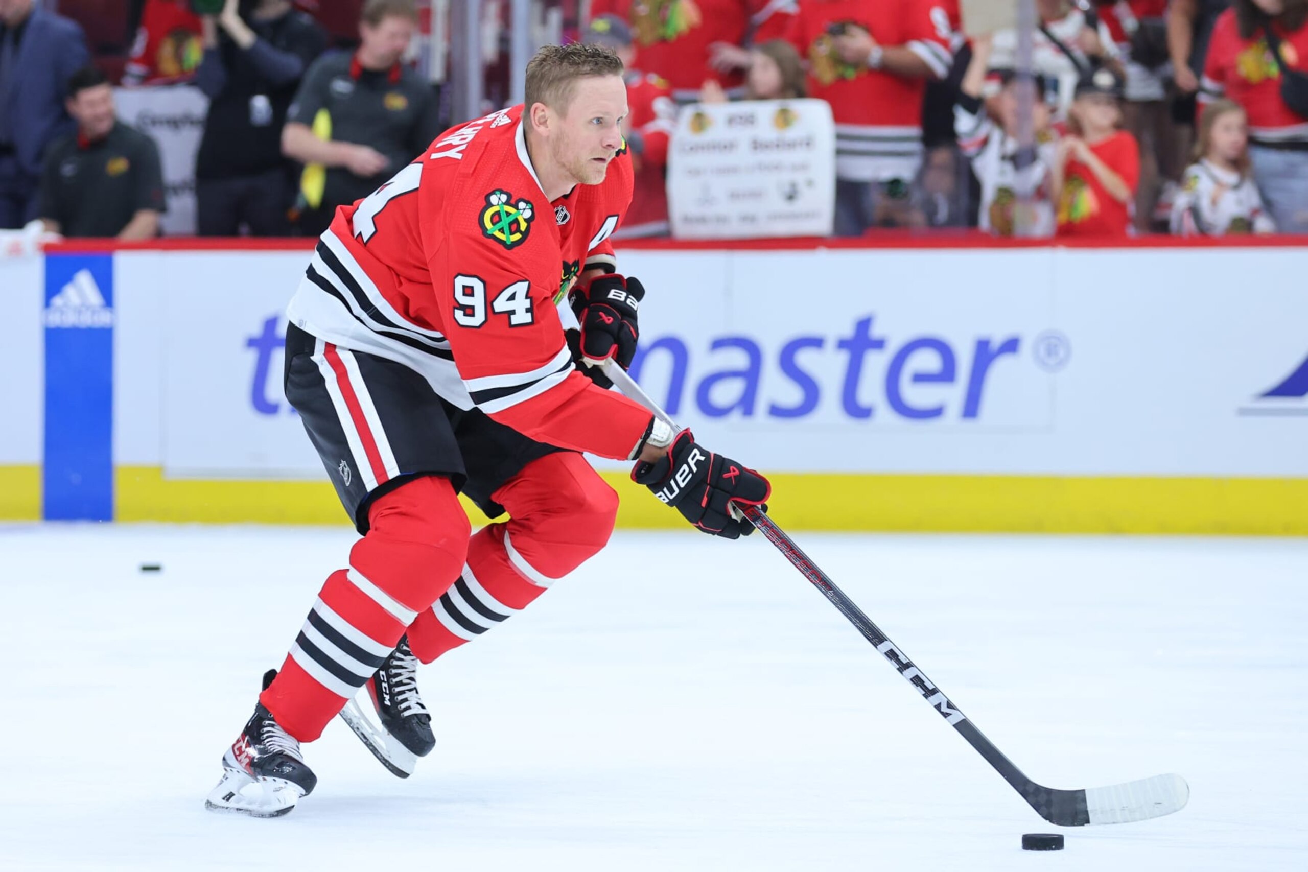 CHICAGO, ILLINOIS - OCTOBER 03: Corey Perry #94 of the Chicago Blackhawks warms up prior to the preseason game against the Detroit Red Wings at the United Center on October 03, 2023 in Chicago, Illinois. (Photo by Michael Reaves/Getty Images) CHICAGO, ILLINOIS - OCTOBER 03: Corey Perry #94 of the Chicago Blackhawks warms up prior to the preseason game against the Detroit Red Wings at the United Center on October 03, 2023 in Chicago, Illinois. (Photo by Michael Reaves/Getty Images)