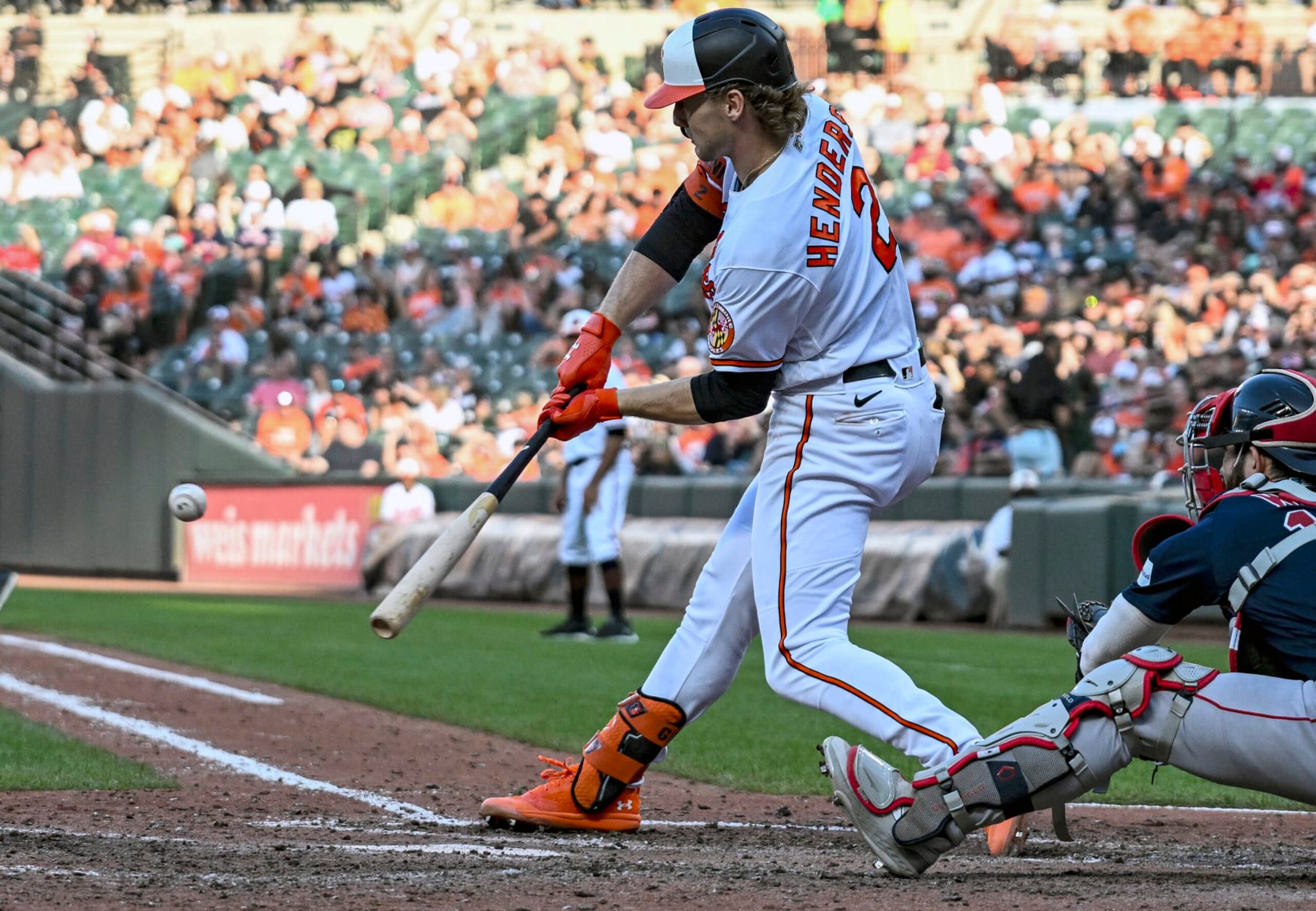 BALTIMORE, MD - October 01: Baltimore Orioles shortstop Gunnar Henderson (2) in action during the Boston Red Sox versus the Baltimore Orioles on October 1, 2023 at Oriole Park at Camden Yards in Baltimore, MD. (Photo by Mark Goldman/Icon Sportswire via Getty Images)