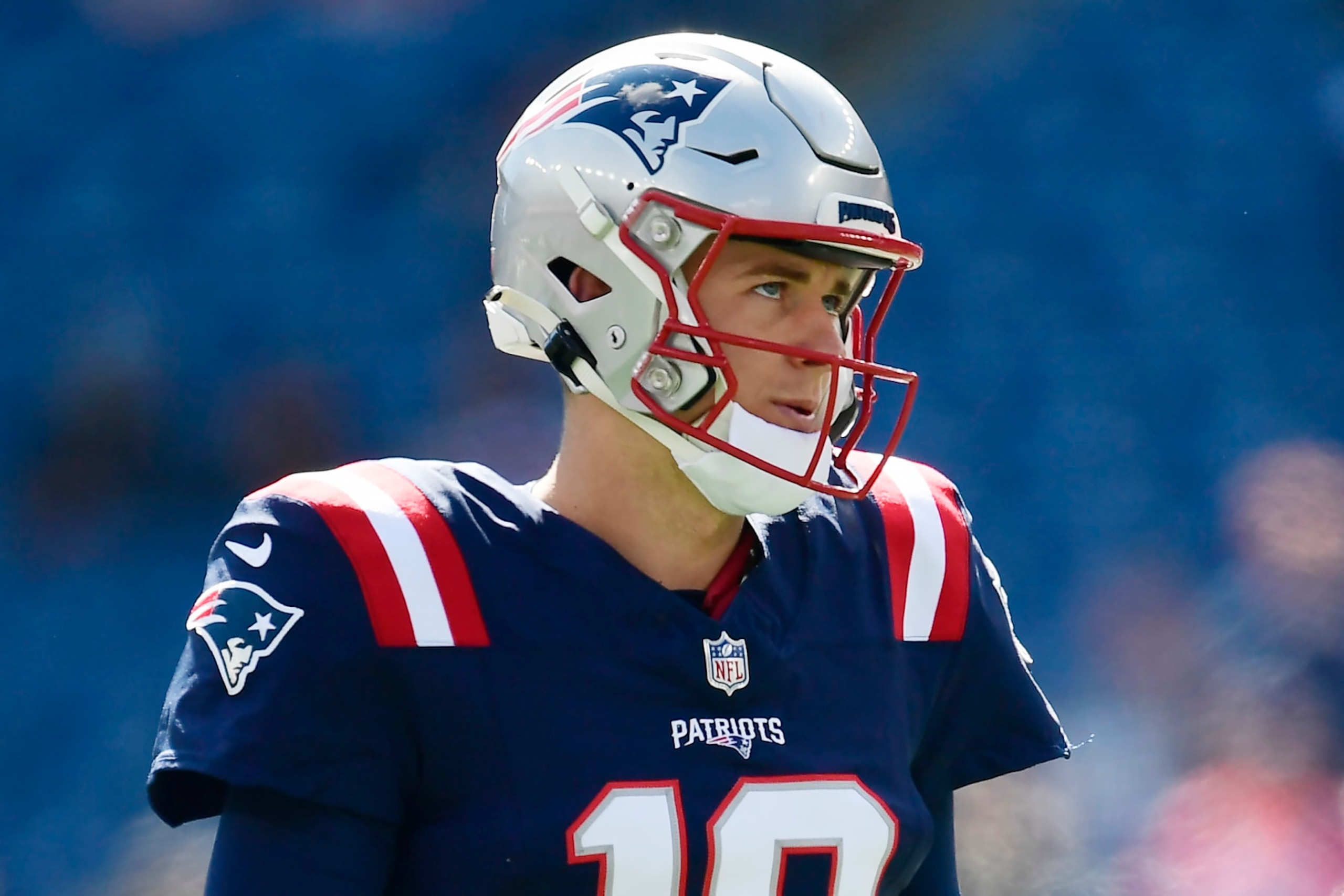 FOXBOROUGH, MASSACHUSETTS - OCTOBER 08: Mac Jones #10 of the New England Patriots looks on prior to a game against the New Orleans Saints at Gillette Stadium on October 08, 2023 in Foxborough, Massachusetts. (Photo by Maddie Malhotra/Getty Images) FOXBOROUGH, MASSACHUSETTS - OCTOBER 08: Mac Jones #10 of the New England Patriots looks on prior to a game against the New Orleans Saints at Gillette Stadium on October 08, 2023 in Foxborough, Massachusetts. (Photo by Maddie Malhotra/Getty Images)