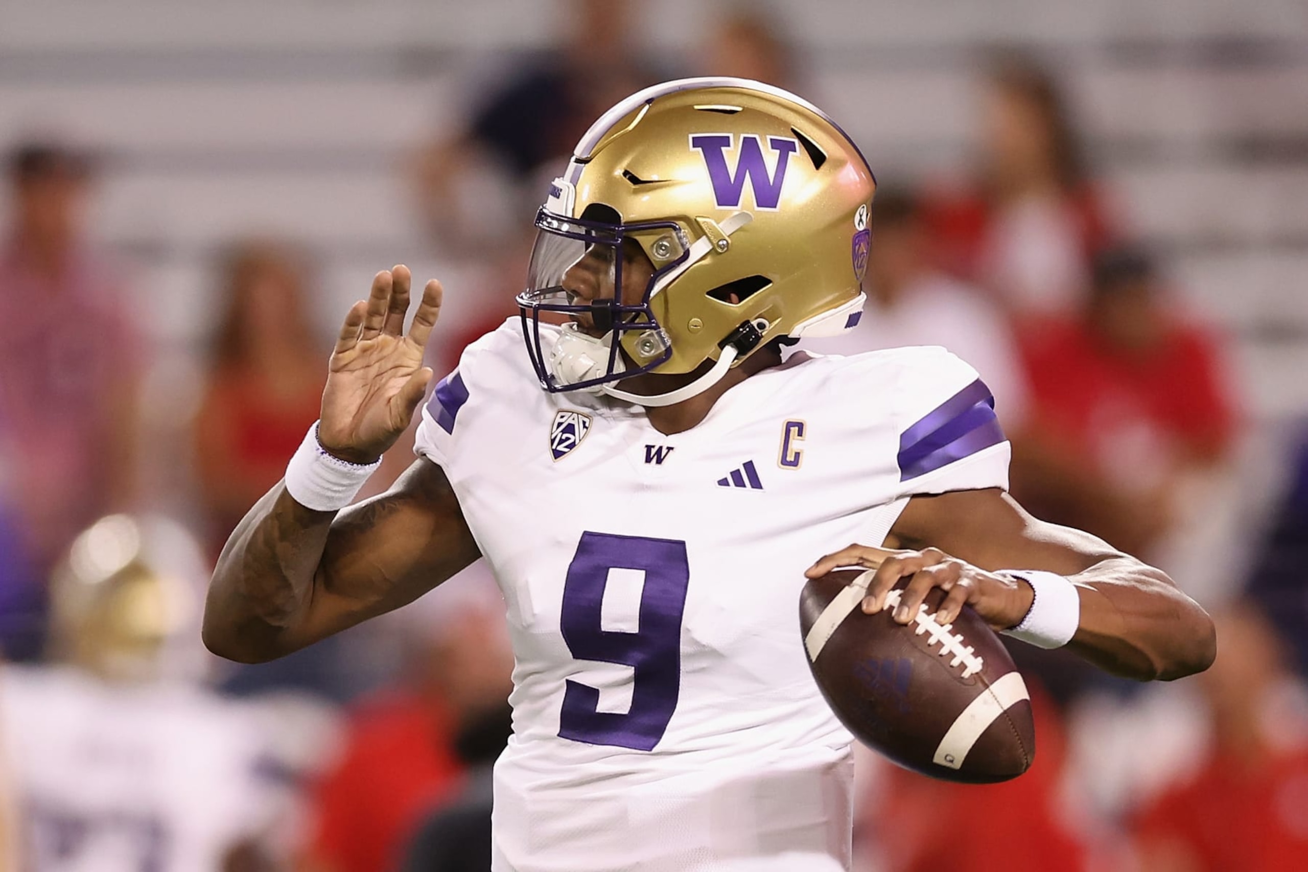 TUCSON, ARIZONA - SEPTEMBER 30: Quarterback Michael Penix Jr. #9 of the Washington Huskies warms up before the NCAAF game against the Arizona Wildcats at Arizona Stadium on September 30, 2023 in Tucson, Arizona. (Photo by Christian Petersen/Getty Images)