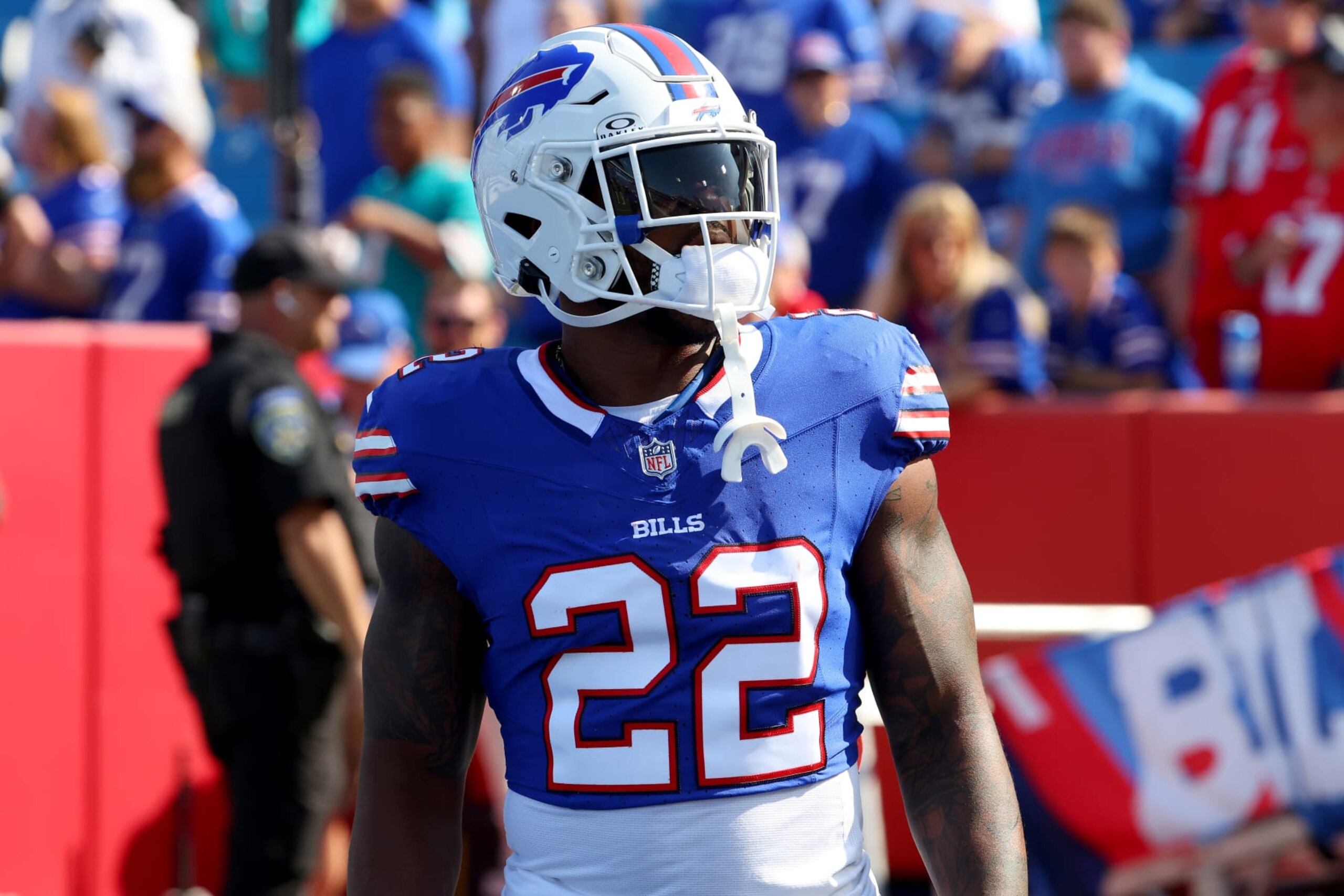 ORCHARD PARK, NEW YORK - OCTOBER 01: Damien Harris #22 of the Buffalo Bills warms up before the game against the Miami Dolphins at Highmark Stadium on October 01, 2023 in Orchard Park, New York. (Photo by Timothy T Ludwig/Getty Images) ORCHARD PARK, NEW YORK - OCTOBER 01: Damien Harris #22 of the Buffalo Bills warms up before the game against the Miami Dolphins at Highmark Stadium on October 01, 2023 in Orchard Park, New York. (Photo by Timothy T Ludwig/Getty Images)