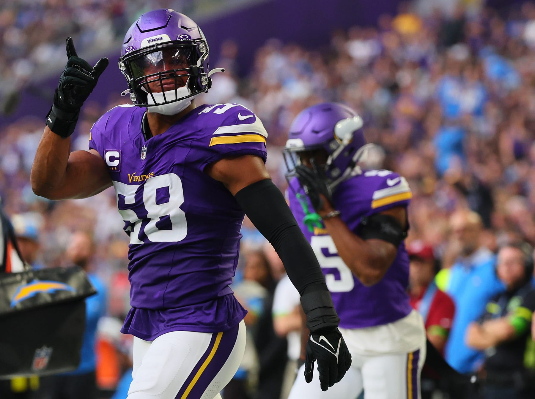MINNEAPOLIS, MINNESOTA - SEPTEMBER 24: Jordan Hicks #58 of the Minnesota Vikings reacts after a play during the second quarter against the Los Angeles Chargers at U.S. Bank Stadium on September 24, 2023 in Minneapolis, Minnesota. (Photo by Adam Bettcher/Getty Images)
