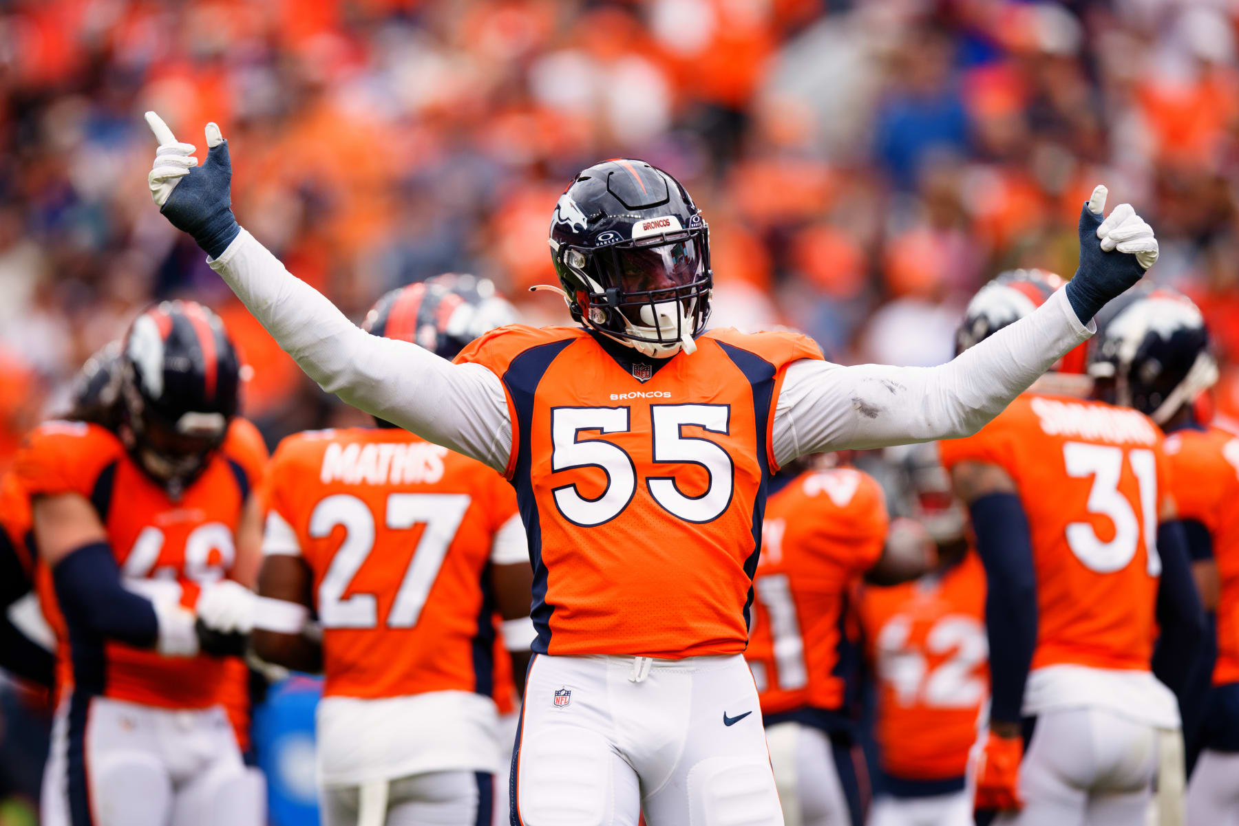 DENVER, CO - SEPTEMBER 10:  Linebacker Frank Clark #55 of the Denver Broncos pumps up the crowd during the second quarter against the Las Vegas Raiders at Empower Field at Mile High on September 10, 2023 in Denver, Colorado. (Photo by Justin Edmonds/Getty Images)