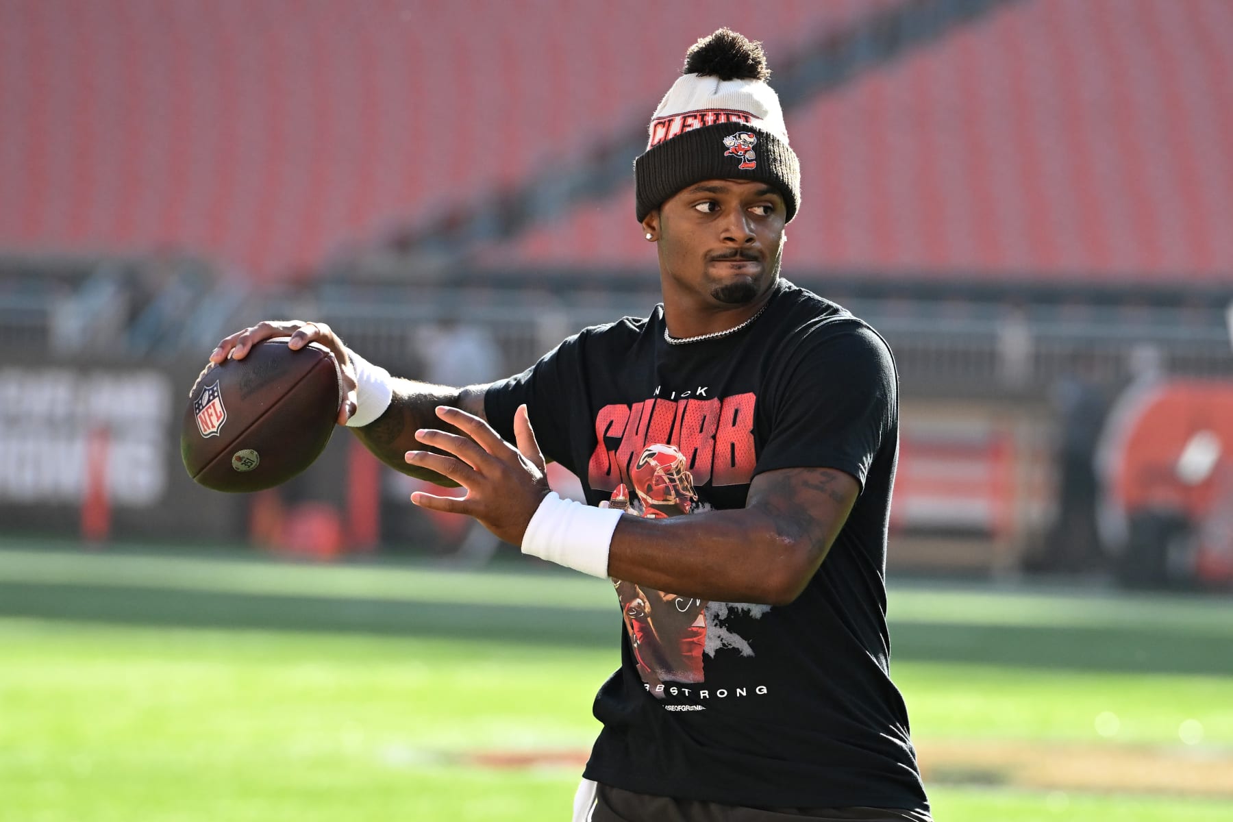 CLEVELAND, OHIO - OCTOBER 01: Deshaun Watson #4 of the Cleveland Browns warms up before the game against the Baltimore Ravens at Cleveland Browns Stadium on October 01, 2023 in Cleveland, Ohio. (Photo by Nick Cammett/Getty Images)
