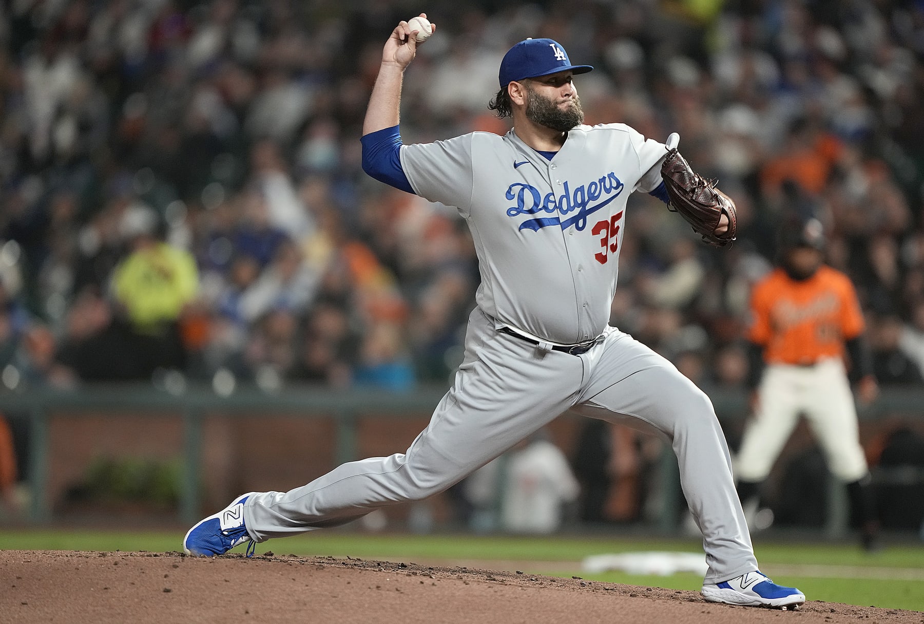 SAN FRANCISCO, CALIFORNIA - SEPTEMBER 29: Lance Lynn #35 of the Los Angeles Dodgers pitches against the San Francisco Giants in the bottom of the first inning at Oracle Park on September 29, 2023 in San Francisco, California. (Photo by Thearon W. Henderson/Getty Images)