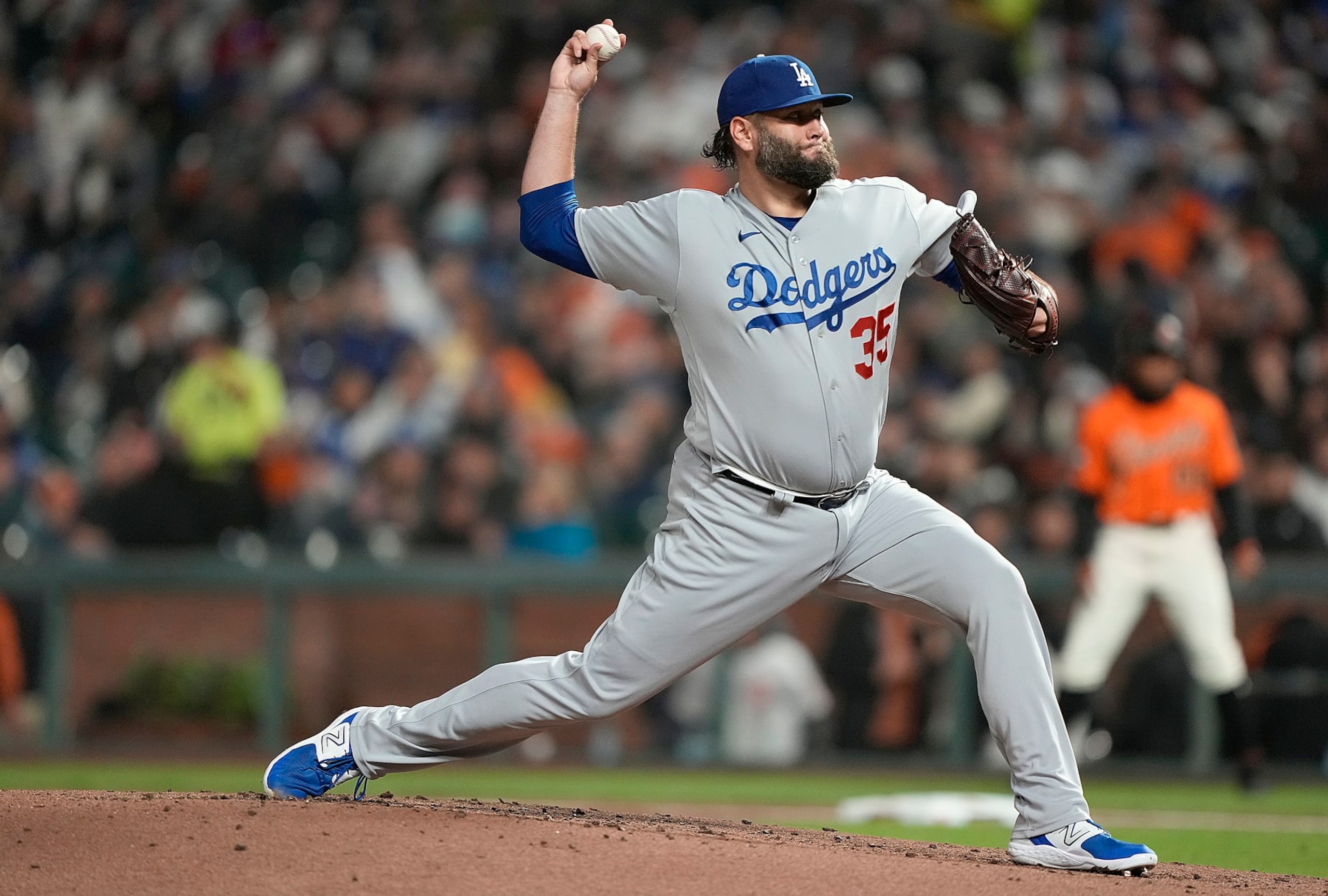 SAN FRANCISCO, CALIFORNIA - SEPTEMBER 29: Lance Lynn #35 of the Los Angeles Dodgers pitches against the San Francisco Giants in the bottom of the first inning at Oracle Park on September 29, 2023 in San Francisco, California. (Photo by Thearon W. Henderson/Getty Images)