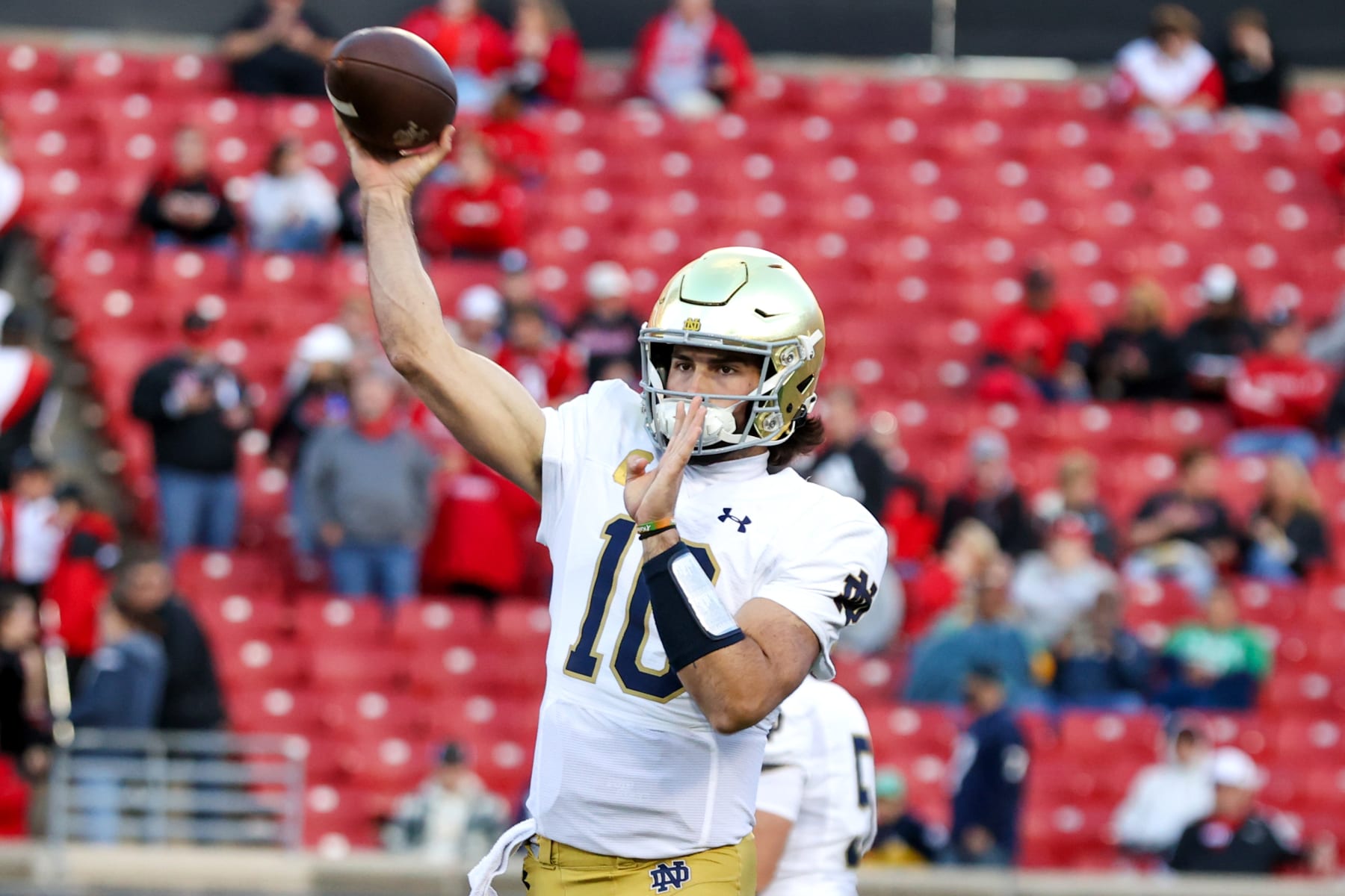 Notre Dame QB Sam Hartman
