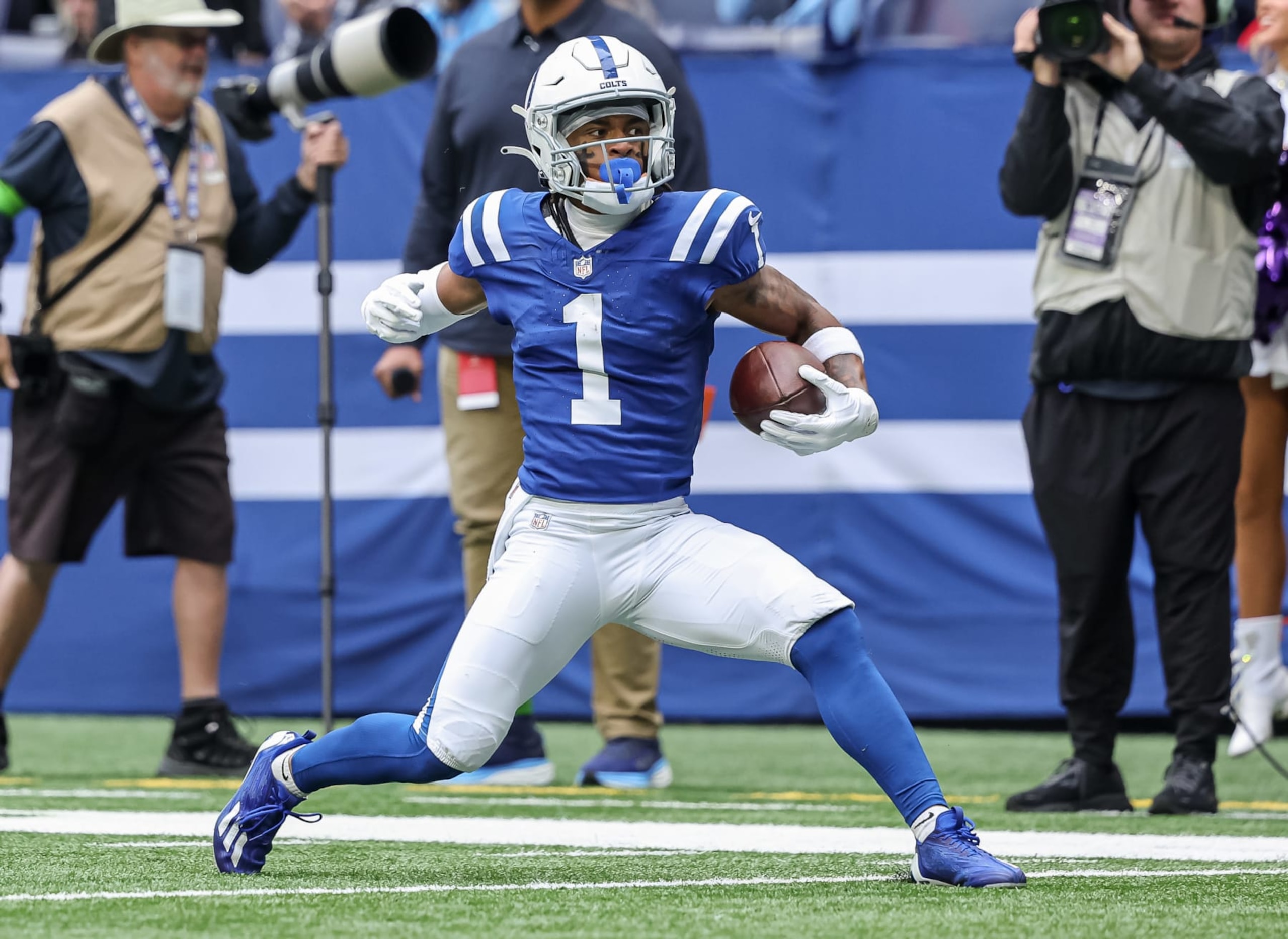 INDIANAPOLIS, INDIANA - OCTOBER 8: Josh Downs #1 of the Indianapolis Colts reacts during the game against the Tennessee Titans at Lucas Oil Stadium on October 8, 2023 in Indianapolis, Indiana. (Photo by Michael Hickey/Getty Images) INDIANAPOLIS, INDIANA - OCTOBER 8: Josh Downs #1 of the Indianapolis Colts reacts during the game against the Tennessee Titans at Lucas Oil Stadium on October 8, 2023 in Indianapolis, Indiana. (Photo by Michael Hickey/Getty Images)