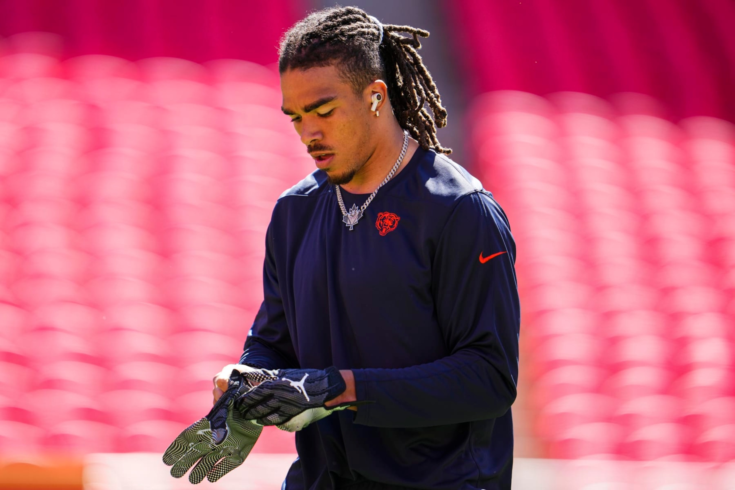 KANSAS CITY, MO - SEPTEMBER 24: Chase Claypool #10 of the Chicago Bears warms up prior to at GEHA Field at Arrowhead Stadium on September 24, 2023 in Kansas City, Missouri. (Photo by Cooper Neill/Getty Images)