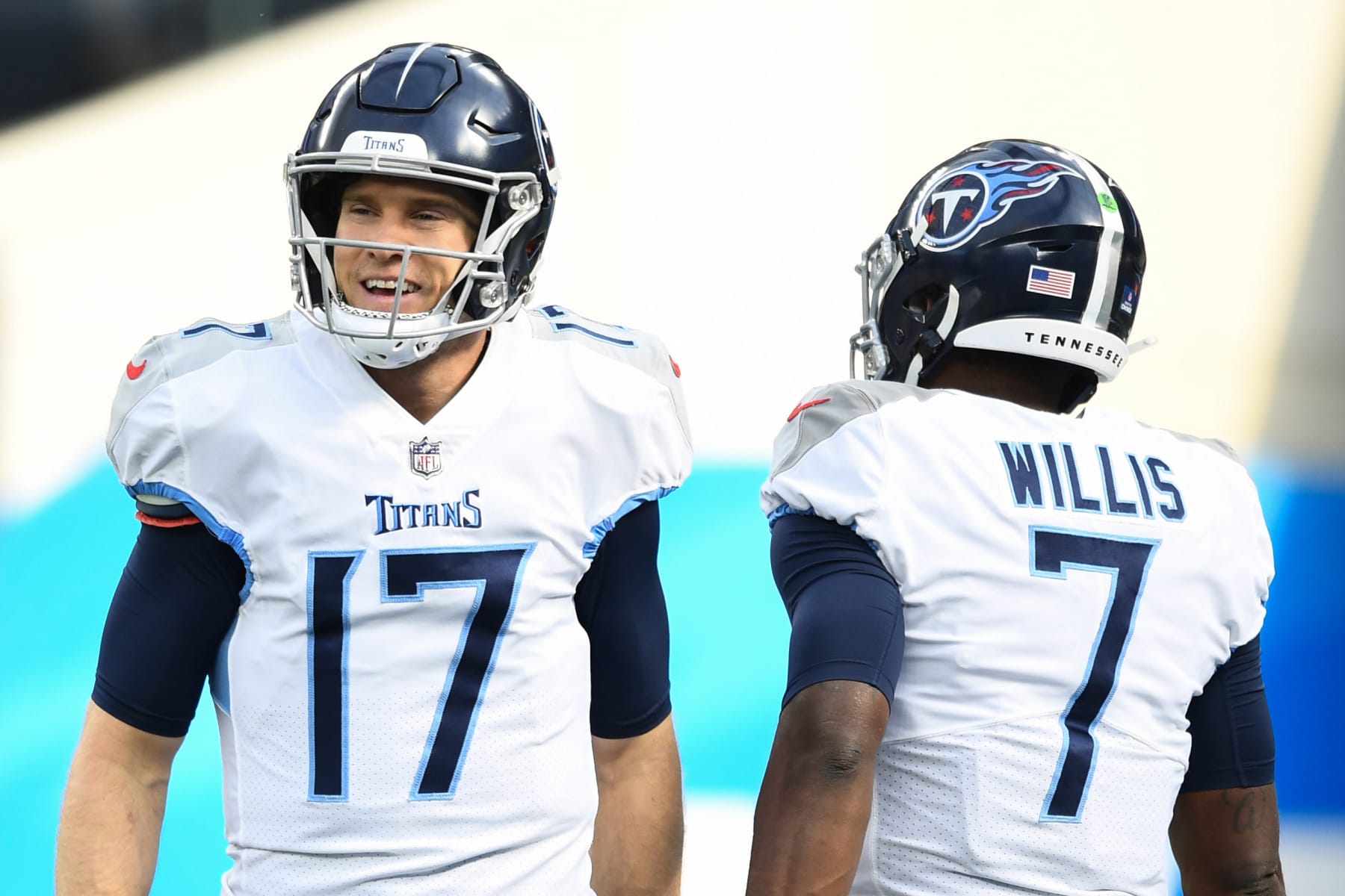 INGLEWOOD, CA - DECEMBER 18: ennessee Titans quarterback Ryan Tannehill (17) and Tennessee Titans quarterback Malik Willis (7) look on before the NFL regular season game between the Tennessee Titans and the Los Angeles Chargers on December 18, 2022, at SoFi Stadium in Inglewood, CA. (Photo by Brian Rothmuller/Icon Sportswire via Getty Images)
