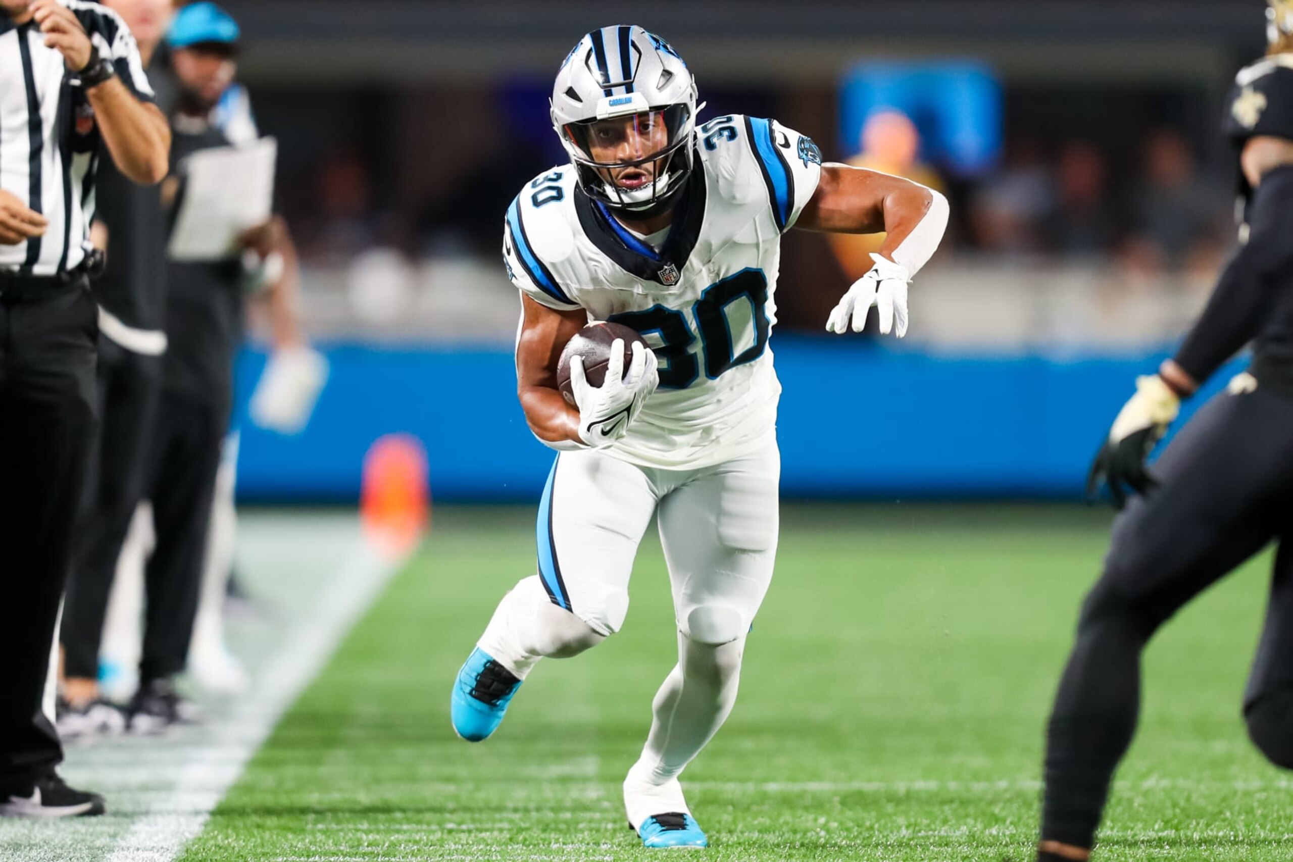 CHARLOTTE, NC - SEPTEMBER 18: Chuba Hubbard #30 of the Carolina Panthers runs the ball during a football game against the New Orleans Saints at Bank of America Stadium in Charlotte, North Carolina on Sep 18, 2023.  (Photo by David Jensen/Icon Sportswire via Getty Images)