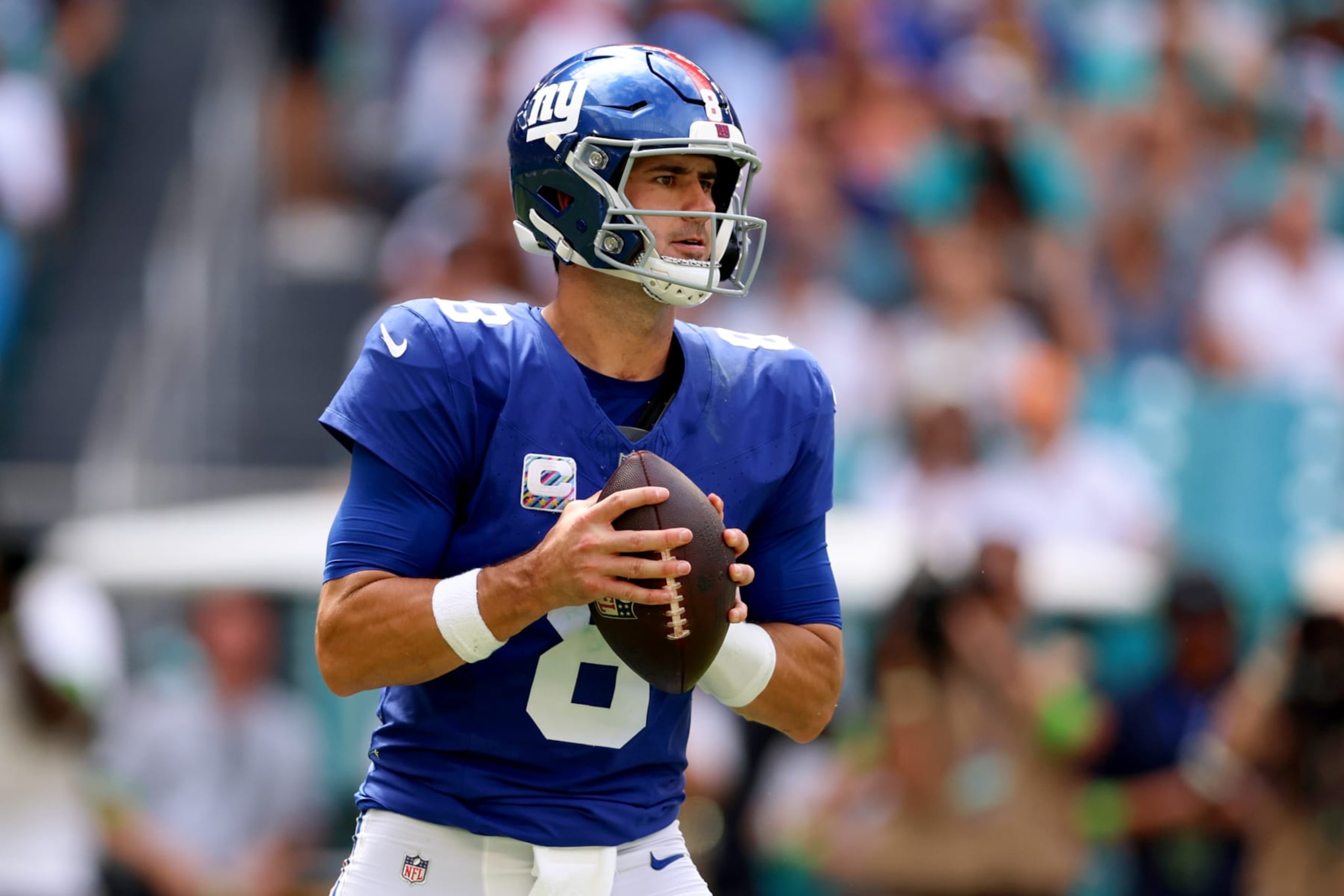 MIAMI GARDENS, FLORIDA - OCTOBER 08: Daniel Jones #8 of the New York Giants looks to pass during the first half against the Miami Dolphins at Hard Rock Stadium on October 08, 2023 in Miami Gardens, Florida. (Photo by Megan Briggs/Getty Images) MIAMI GARDENS, FLORIDA - OCTOBER 08: Daniel Jones #8 of the New York Giants looks to pass during the first half against the Miami Dolphins at Hard Rock Stadium on October 08, 2023 in Miami Gardens, Florida. (Photo by Megan Briggs/Getty Images)