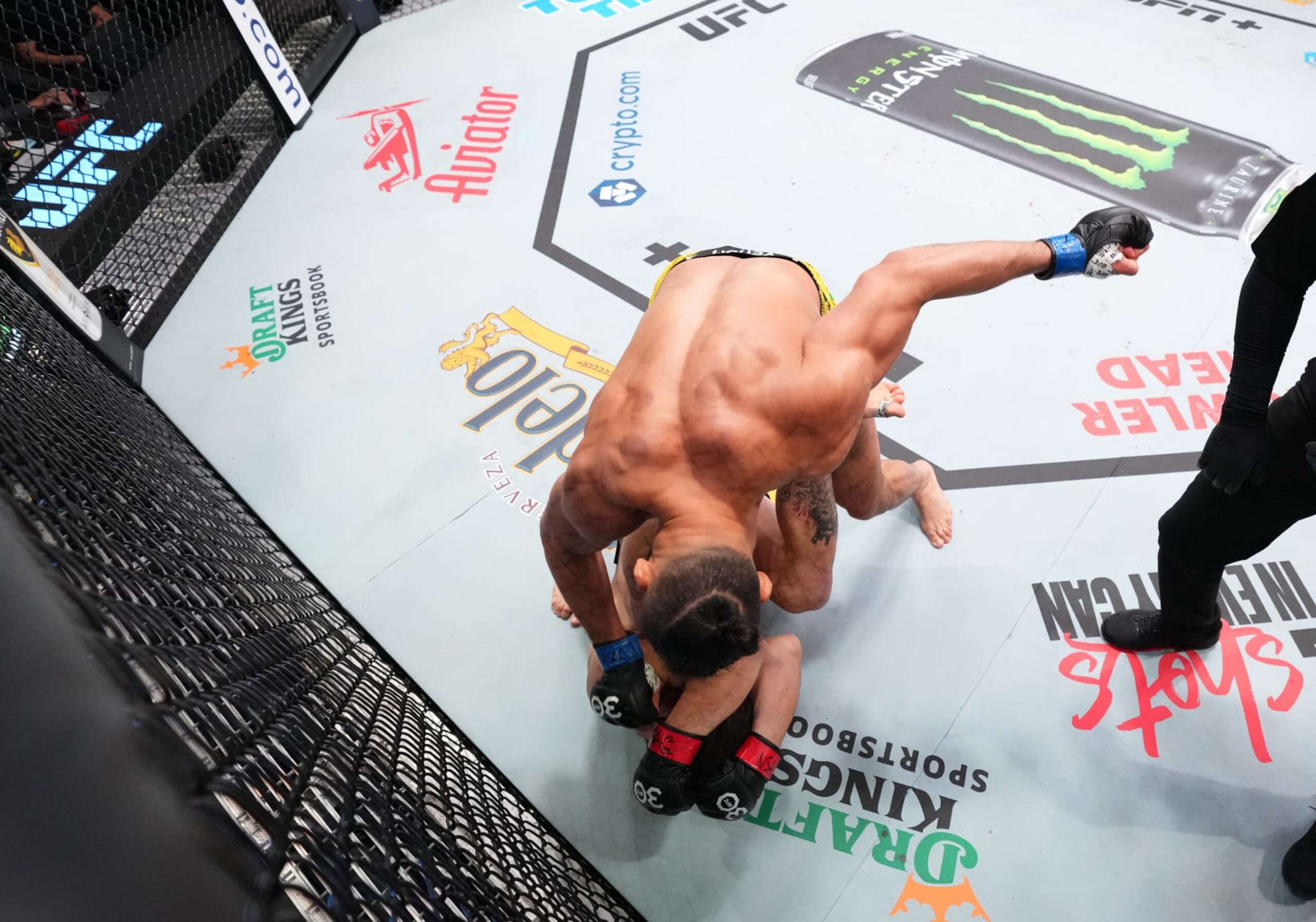 LAS VEGAS, NEVADA - OCTOBER 14: Michel Pereira of Brazil punches Andre Petroski in a middleweight fight during the UFC Fight Night event at UFC APEX on October 14, 2023 in Las Vegas, Nevada. (Photo by Chris Unger/Zuffa LLC via Getty Images)