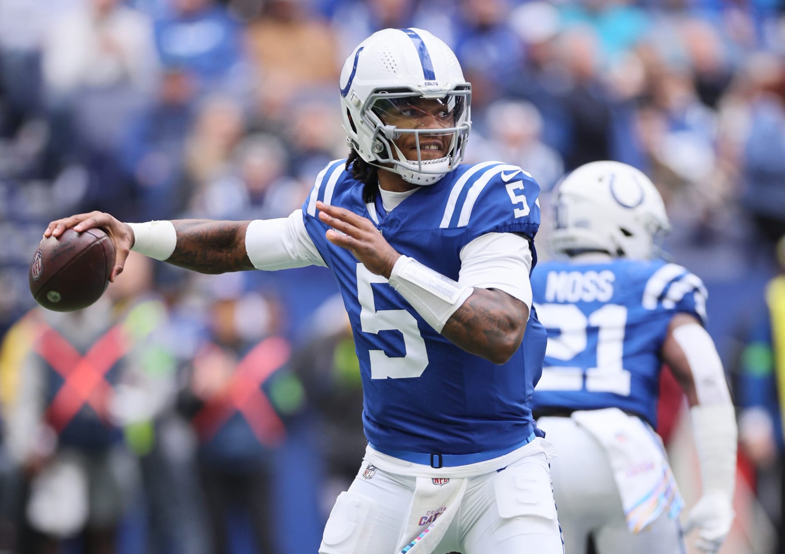 INDIANAPOLIS, INDIANA - OCTOBER 08: Anthony Richardson #5 of the Indianapolis Colts against the Tennessee Titans at Lucas Oil Stadium on October 08, 2023 in Indianapolis, Indiana. (Photo by Andy Lyons/Getty Images)