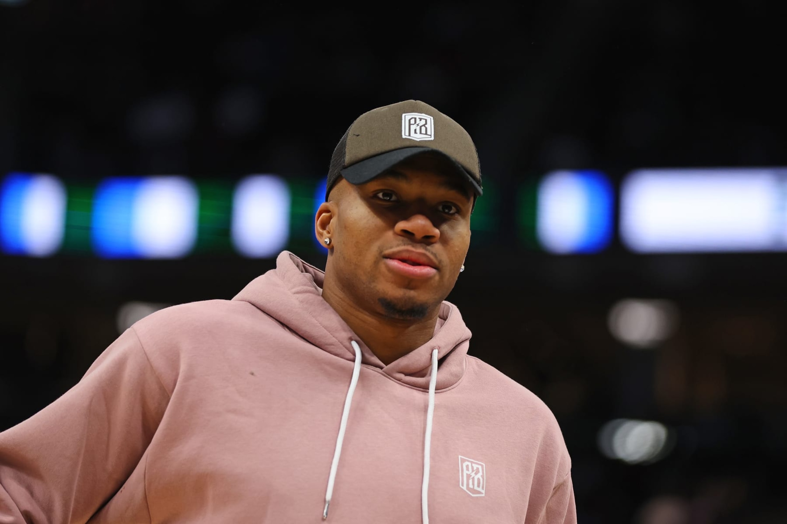 MILWAUKEE, WISCONSIN - OCTOBER 08: Giannis Antetokounmpo #34 of the Milwaukee Bucks stands for player introductions prior to a preseason game against the Chicago Bulls at Fiserv Forum on October 08, 2023 in Milwaukee, Wisconsin. NOTE TO USER: User expressly acknowledges and agrees that, by downloading and or using this photograph, User is consenting to the terms and conditions of the Getty Images License Agreement. (Photo by Stacy Revere/Getty Images) MILWAUKEE, WISCONSIN - OCTOBER 08: Giannis Antetokounmpo #34 of the Milwaukee Bucks stands for player introductions prior to a preseason game against the Chicago Bulls at Fiserv Forum on October 08, 2023 in Milwaukee, Wisconsin. NOTE TO USER: User expressly acknowledges and agrees that, by downloading and or using this photograph, User is consenting to the terms and conditions of the Getty Images License Agreement. (Photo by Stacy Revere/Getty Images)