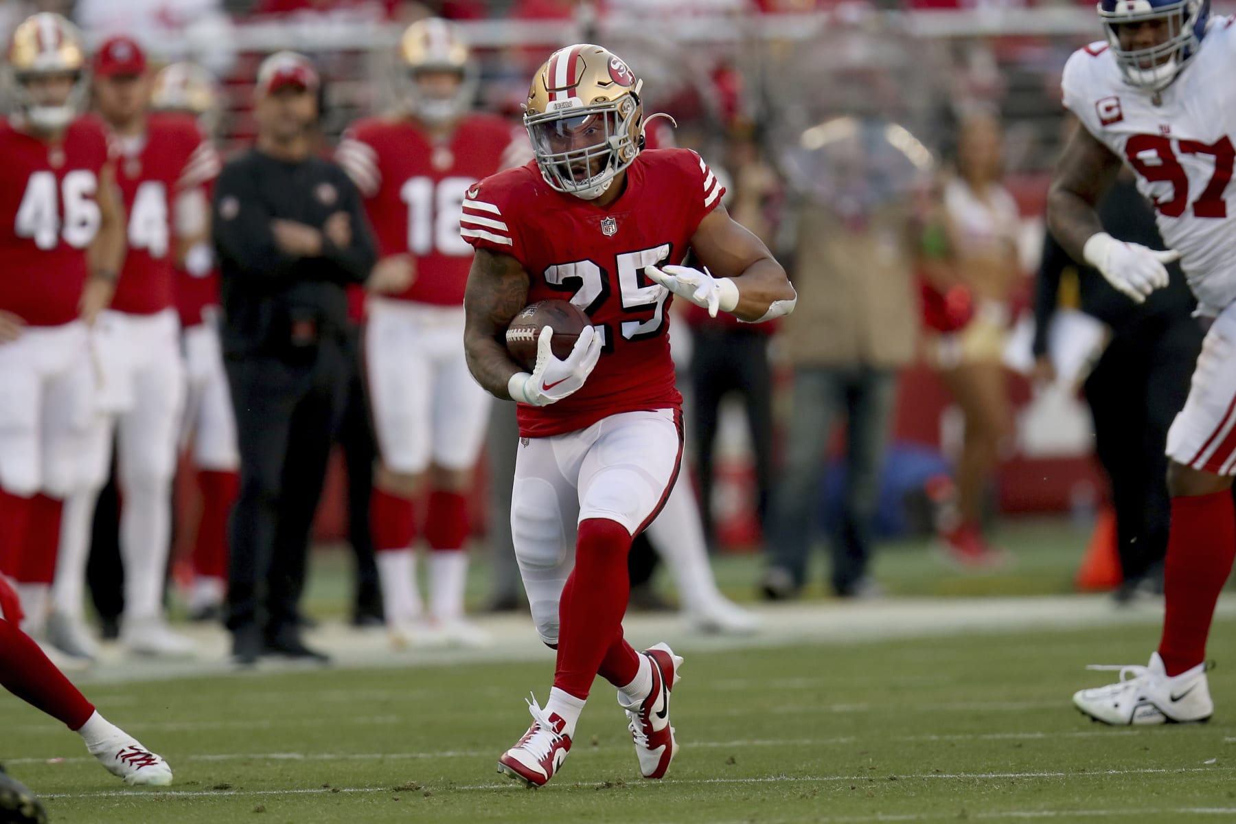 San Francisco 49ers running back Elijah Mitchell (25) runs during an NFL football game against the New York Giants, Thursday, Sept. 21, 2023, in Santa Clara, Calif. (AP Photo/Scot Tucker)
