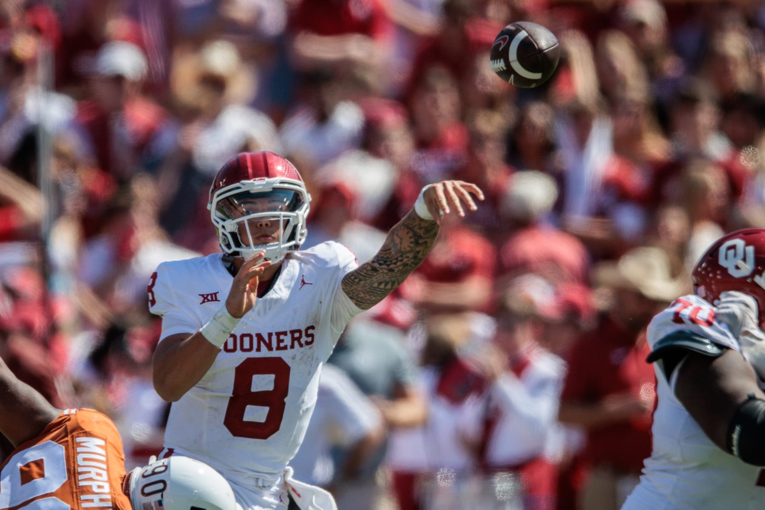 DALLAS, TX - OCTOBER 07: Oklahoma Sooners quarterback Dillon Gabriel (8) passes the ball against the Texas Longhorns on October 7th, 2023 at Cotton Bowl Stadium in Dallas Texas. (Photo by William Purnell/Icon Sportswire via Getty Images)