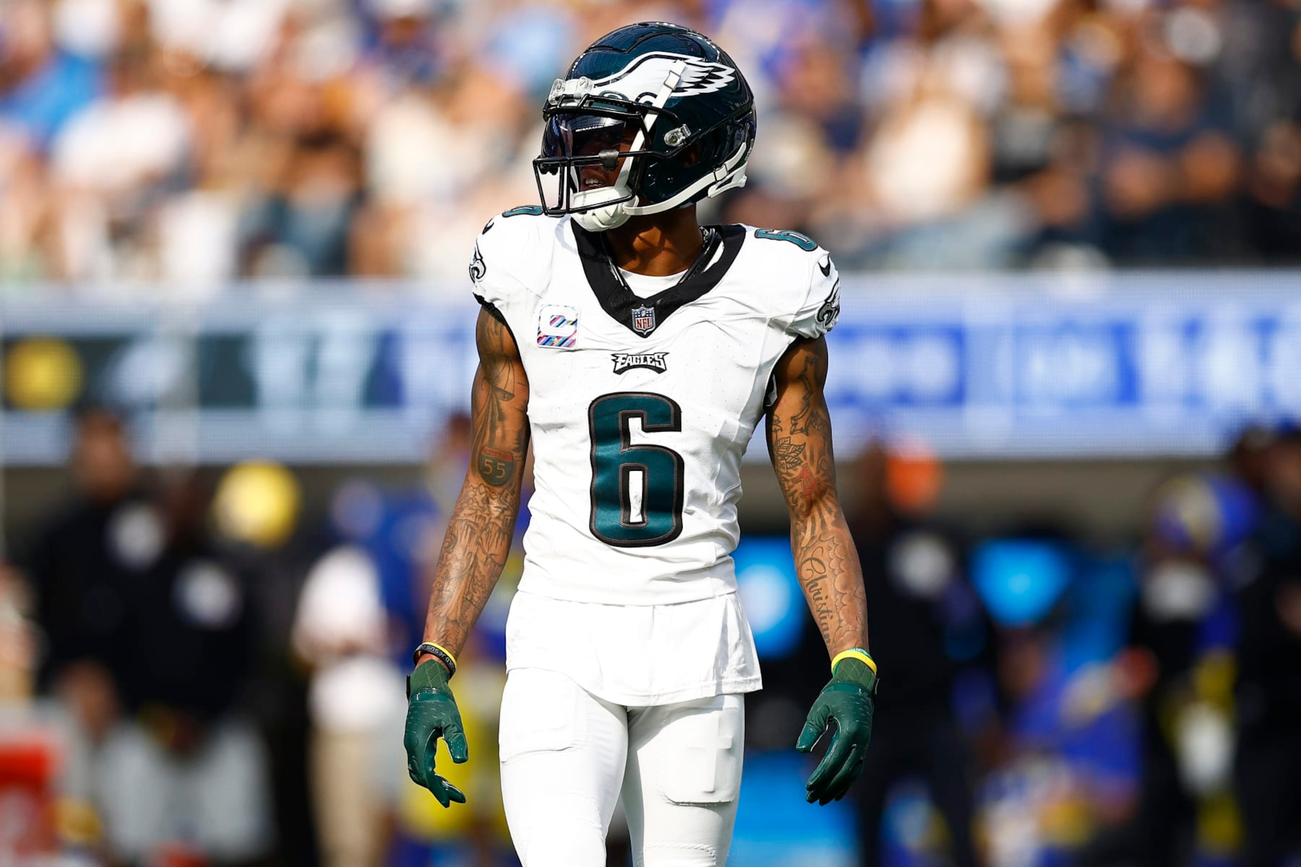 INGLEWOOD, CALIFORNIA - OCTOBER 08: DeVonta Smith #6 of the Philadelphia Eagles at SoFi Stadium on October 08, 2023 in Inglewood, California. (Photo by Ronald Martinez/Getty Images) INGLEWOOD, CALIFORNIA - OCTOBER 08: DeVonta Smith #6 of the Philadelphia Eagles at SoFi Stadium on October 08, 2023 in Inglewood, California. (Photo by Ronald Martinez/Getty Images)