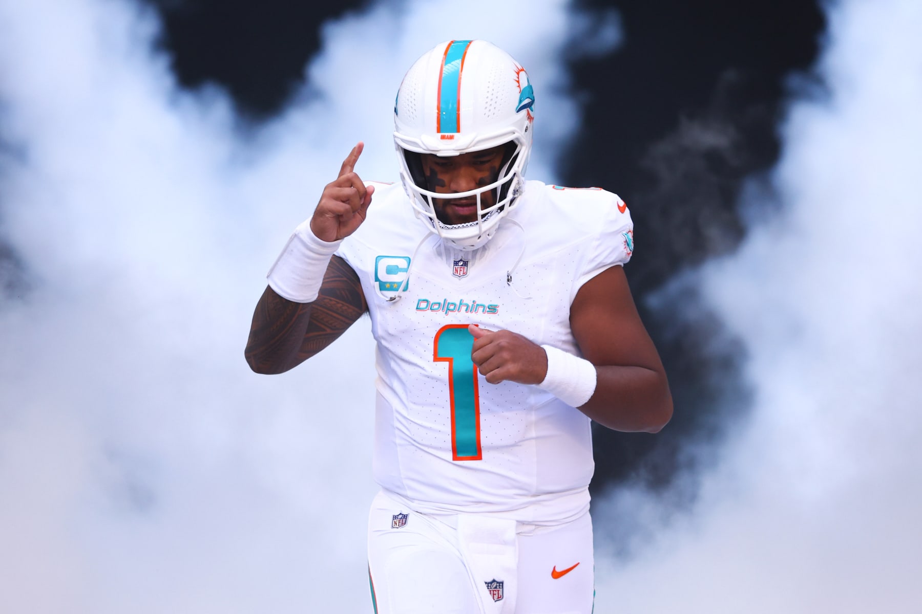 Dolphins QB Tua Tagovailoa