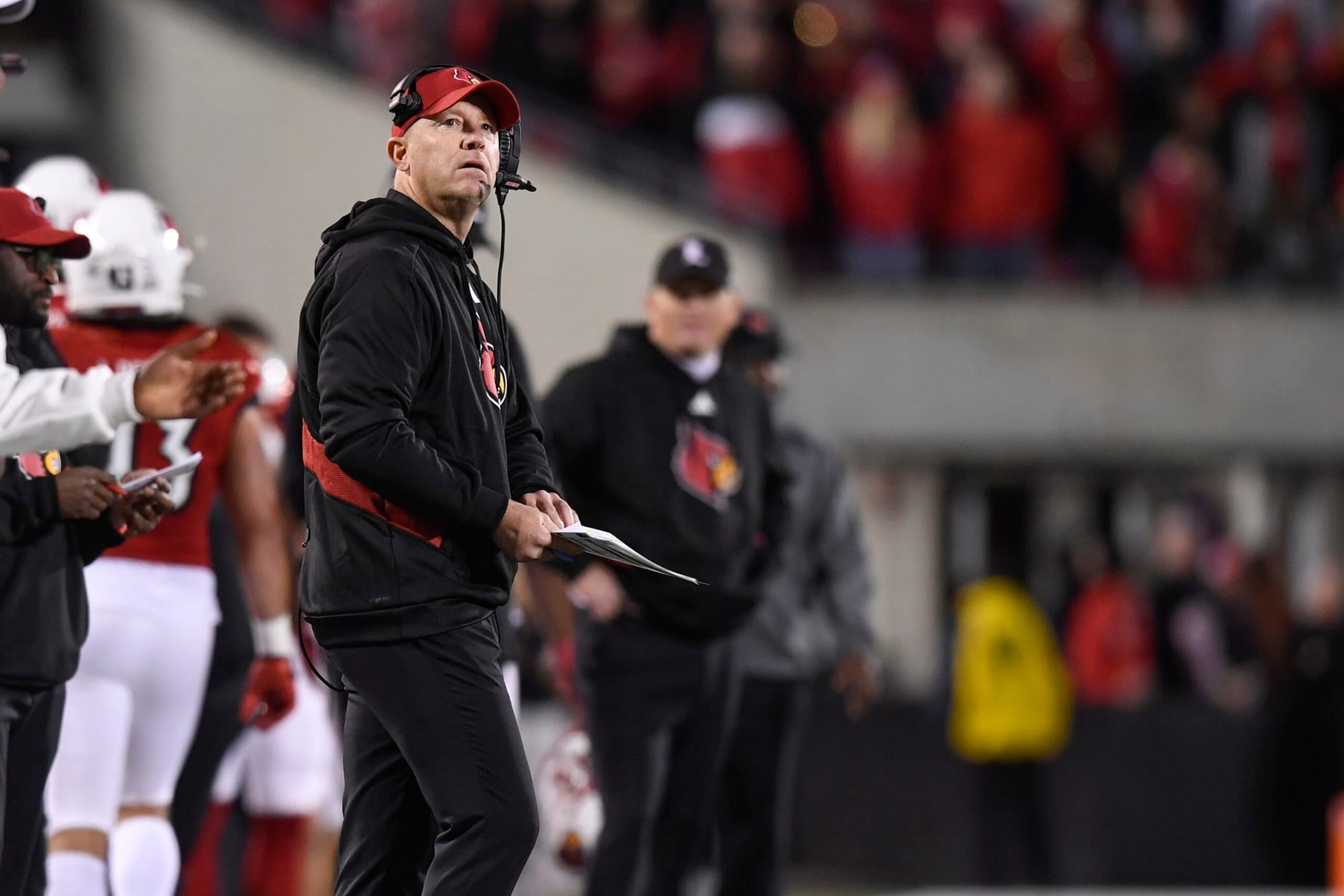 LOUISVILLE, KY - OCTOBER 07: Louisville Cardinals Head Coach Jeff Brohm looks on during the college football game between the Notre Dame Fighting Irish and the Louisville Cardinals on October 7, 2023, at L&N Stadium Stadium in Louisville, Kentucky. (Photo by Michael Allio/Icon Sportswire via Getty Images)