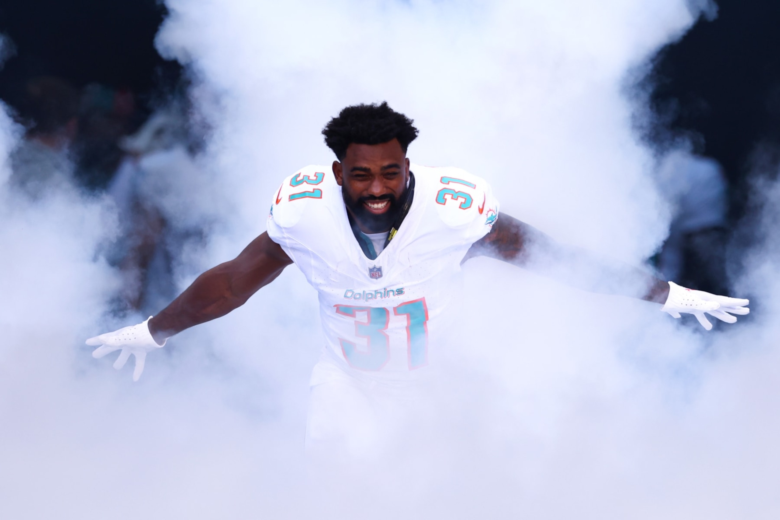 MIAMI GARDENS, FLORIDA - OCTOBER 15: Raheem Mostert #31 of the Miami Dolphins takes the field prior to a game against the Carolina Panthers at Hard Rock Stadium on October 15, 2023 in Miami Gardens, Florida. (Photo by Megan Briggs/Getty Images)