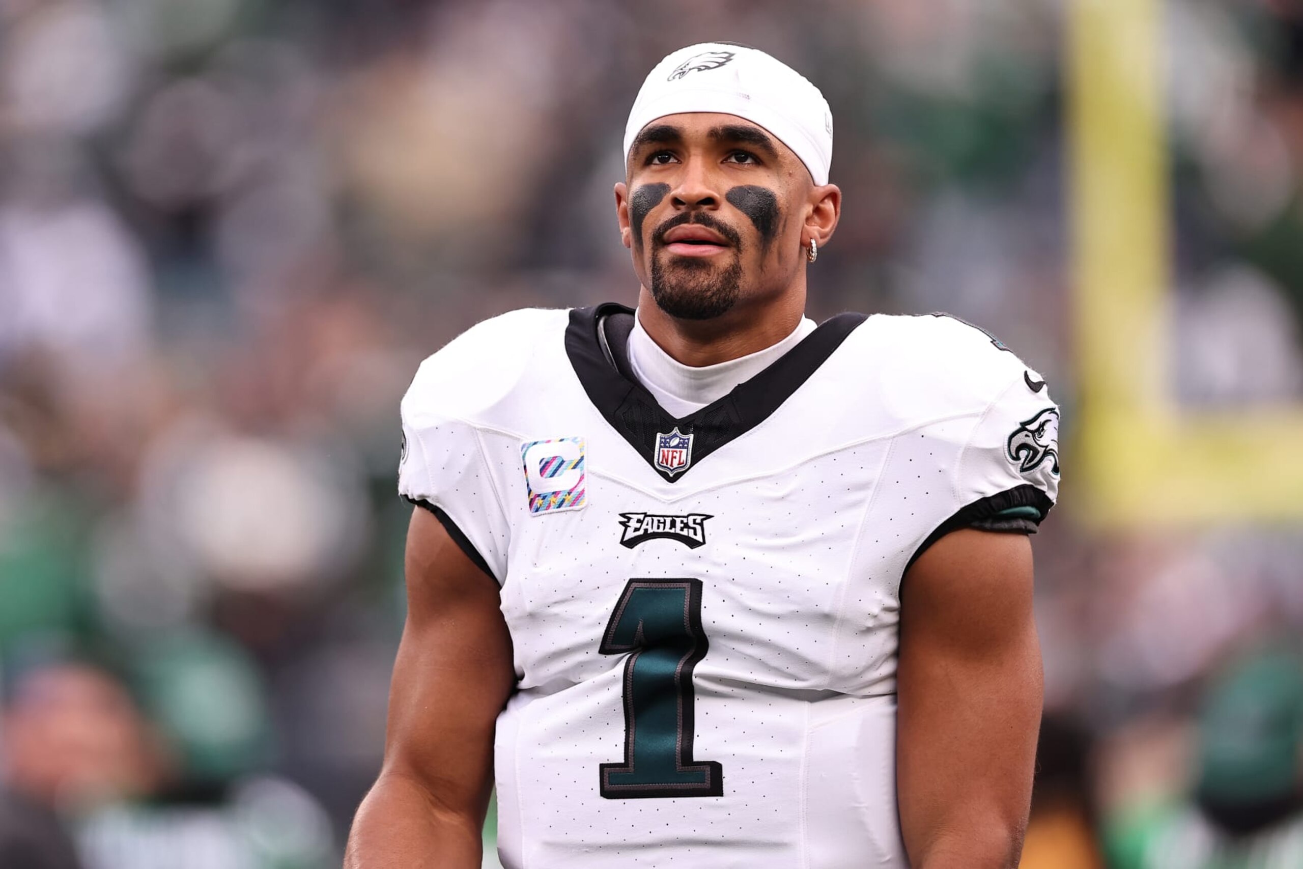 EAST RUTHERFORD, NEW JERSEY - OCTOBER 15: Jalen Hurts #1 of the Philadelphia Eagles looks on during the first half in the game against the New York Jets at MetLife Stadium on October 15, 2023 in East Rutherford, New Jersey. (Photo by Dustin Satloff/Getty Images) EAST RUTHERFORD, NEW JERSEY - OCTOBER 15: Jalen Hurts #1 of the Philadelphia Eagles looks on during the first half in the game against the New York Jets at MetLife Stadium on October 15, 2023 in East Rutherford, New Jersey. (Photo by Dustin Satloff/Getty Images)