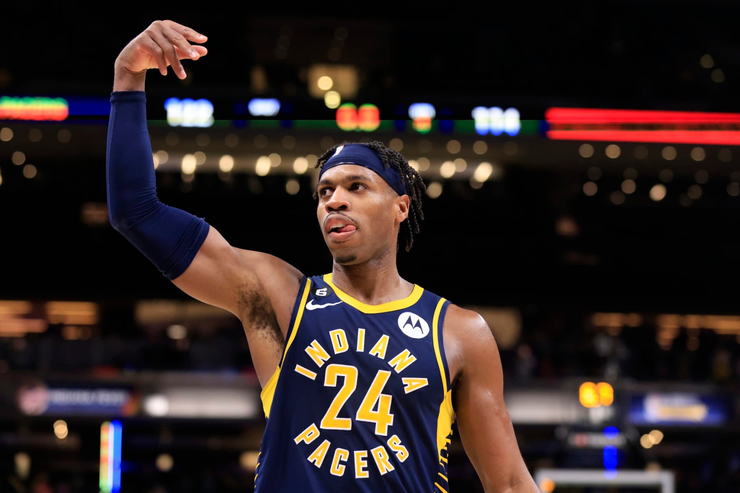 INDIANAPOLIS, INDIANA - JANUARY 02: Buddy Hield #24 of the Indiana Pacers waves to the fans in the game against the Toronto Raptors at Gainbridge Fieldhouse on January 02, 2023 in Indianapolis, Indiana. (Photo by Justin Casterline/Getty Images) INDIANAPOLIS, INDIANA - JANUARY 02: Buddy Hield #24 of the Indiana Pacers waves to the fans in the game against the Toronto Raptors at Gainbridge Fieldhouse on January 02, 2023 in Indianapolis, Indiana. (Photo by Justin Casterline/Getty Images)