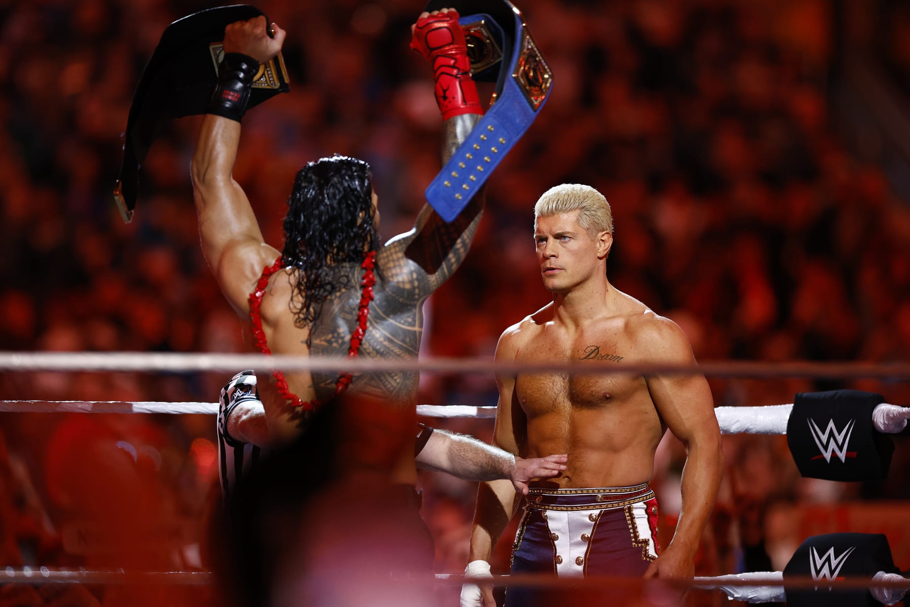INGLEWOOD, CALIFORNIA - APRIL 02:  (L-R) Cody Rhodes wrestles Roman Reigns for Undisputed WWE Universal Title Match during WrestleMania Goes Hollywood at SoFi Stadium on April 02, 2023 in Inglewood, California.
 (Photo by Ronald Martinez/Getty Images)