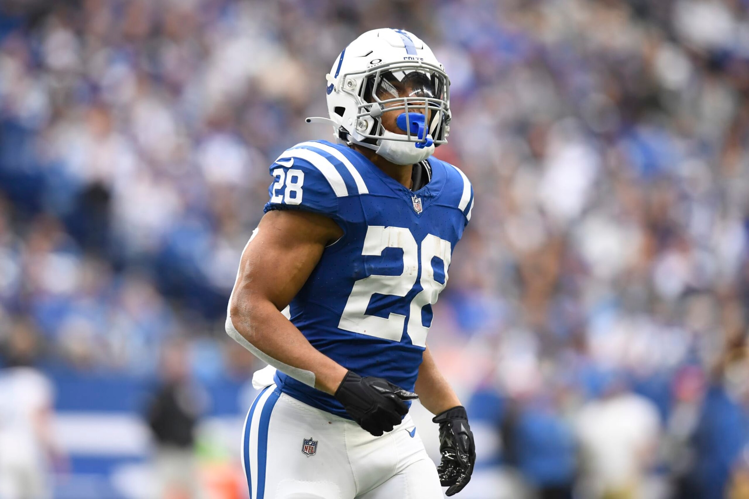 INDIANAPOLIS, IN - OCTOBER 08: Indianapolis Colts Running Back Jonathan Taylor (28) jogs off the field during the NFL game between the Tennessee Titans and the Indianapolis Colts on October 8, 2023, at Lucas Oil Stadium in Indianapolis, Indiana. (Photo by Michael Allio/Icon Sportswire via Getty Images)