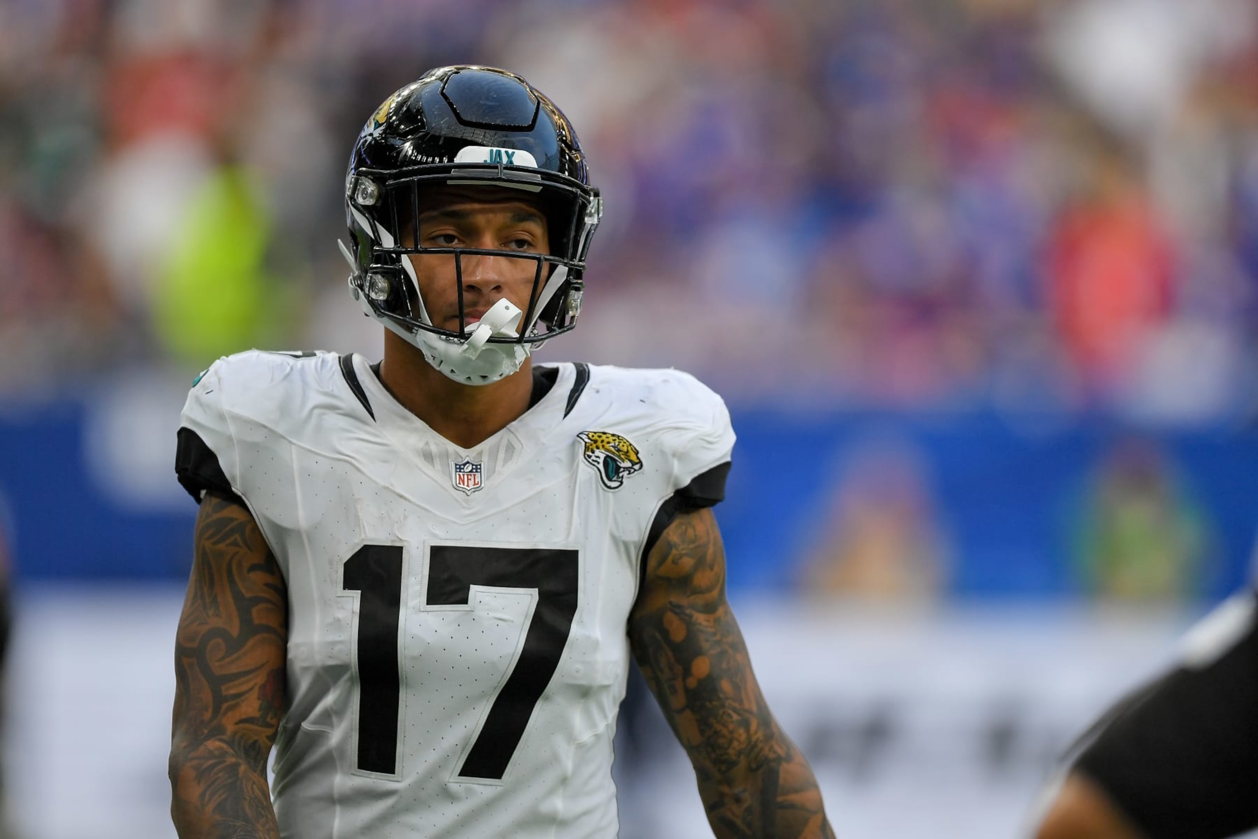 LONDON, ENGLAND - OCTOBER 8: Evan Engram of Jacksonville Jaguars looks on during the NFL match between Jacksonville Jaguars and Buffalo Bills at Tottenham Hotspur Stadium on October 8, 2023 in London, England. (Photo by Vincent Mignott/DeFodi Images via Getty Images)