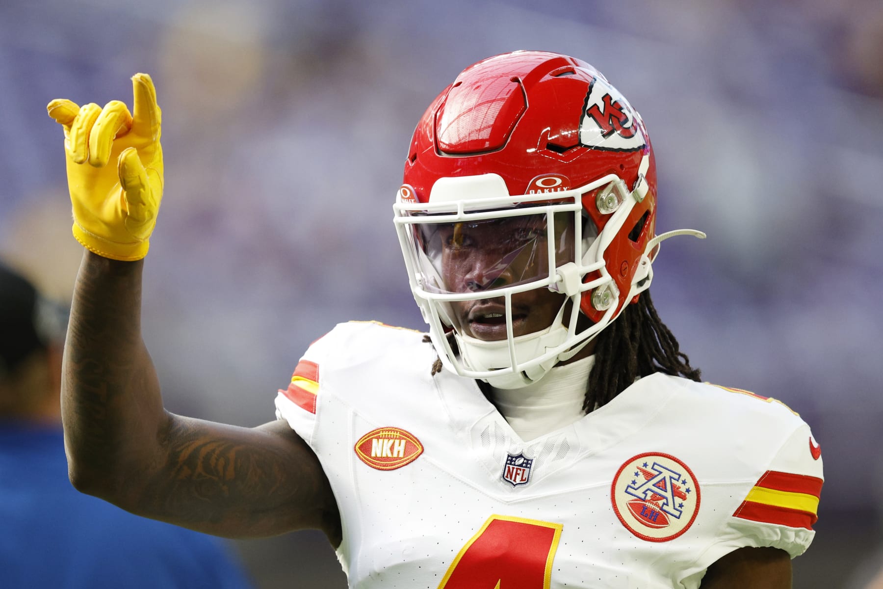 MINNEAPOLIS, MINNESOTA - OCTOBER 08: Rashee Rice #4 of the Kansas City Chiefs looks on prior to a game against the Minnesota Vikings at U.S. Bank Stadium on October 08, 2023 in Minneapolis, Minnesota. (Photo by David Berding/Getty Images)