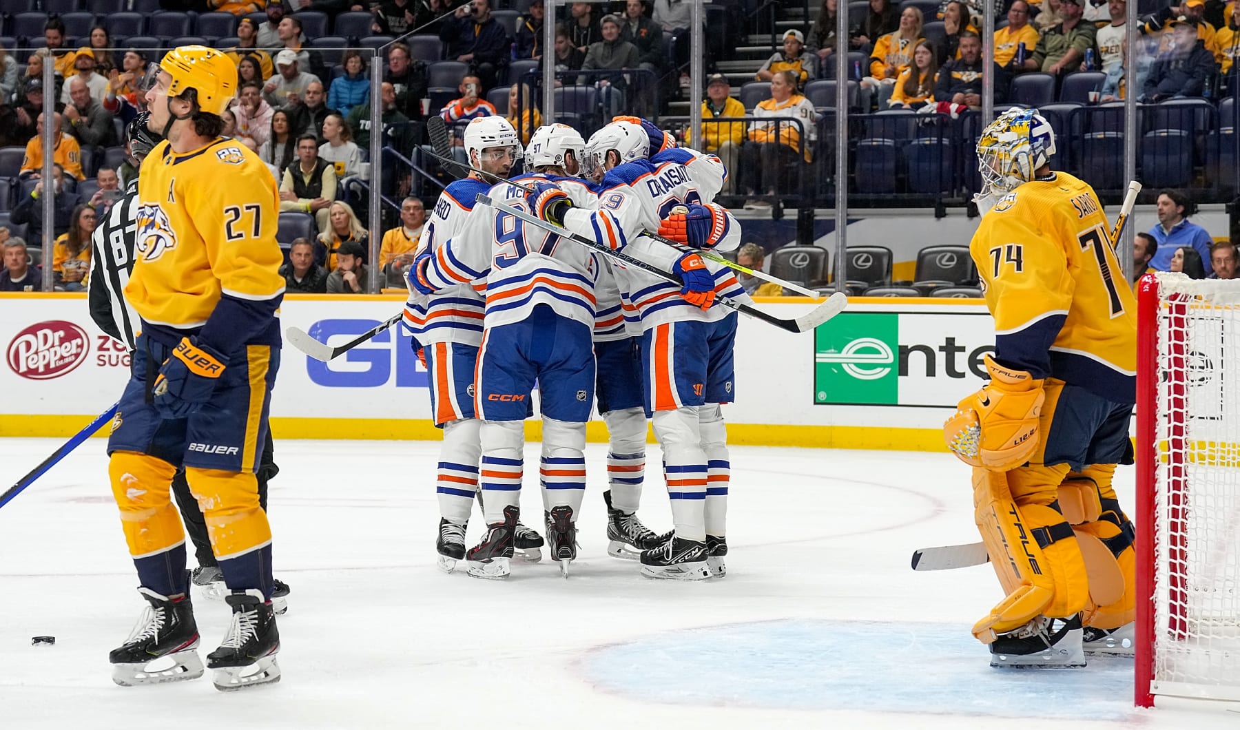 NASHVILLE, TENNESSEE - OCTOBER 17: Edmonton Oilers center Leon Draisaitl #29 celebrates his goal with teammates against the Nashville Predators during an NHL game at Bridgestone Arena on October 17, 2023 in Nashville, Tennessee. (Photo by John Russell/NHLI via Getty Images)