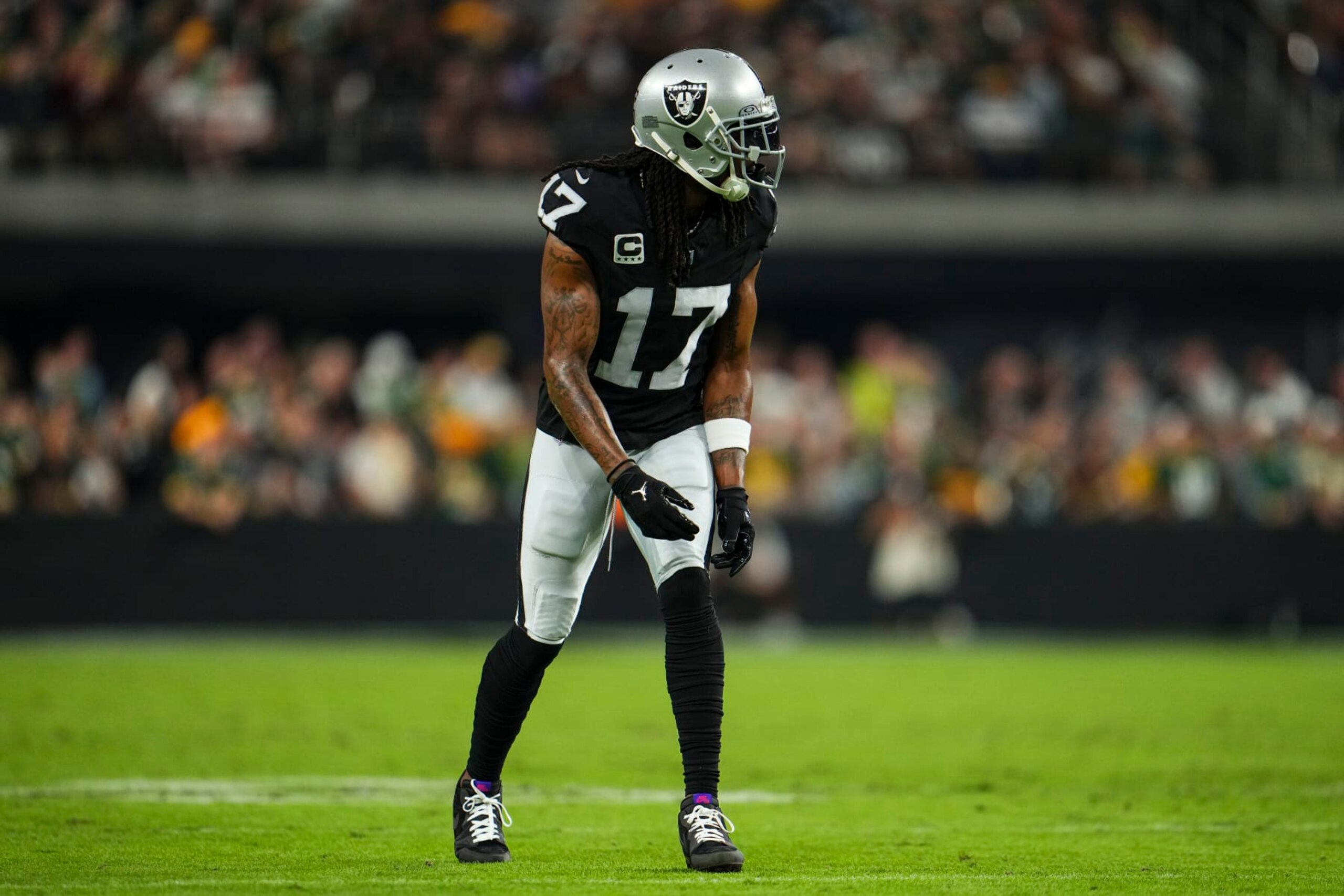 LAS VEGAS, NV - OCTOBER 09: Davante Adams #17 of the Las Vegas Raiders lines up during an NFL football game against the Green Bay Packers at Allegiant Stadium on October 9, 2023 in Las Vegas, Nevada. (Photo by Cooper Neill/Getty Images) LAS VEGAS, NV - OCTOBER 09: Davante Adams #17 of the Las Vegas Raiders lines up during an NFL football game against the Green Bay Packers at Allegiant Stadium on October 9, 2023 in Las Vegas, Nevada. (Photo by Cooper Neill/Getty Images)