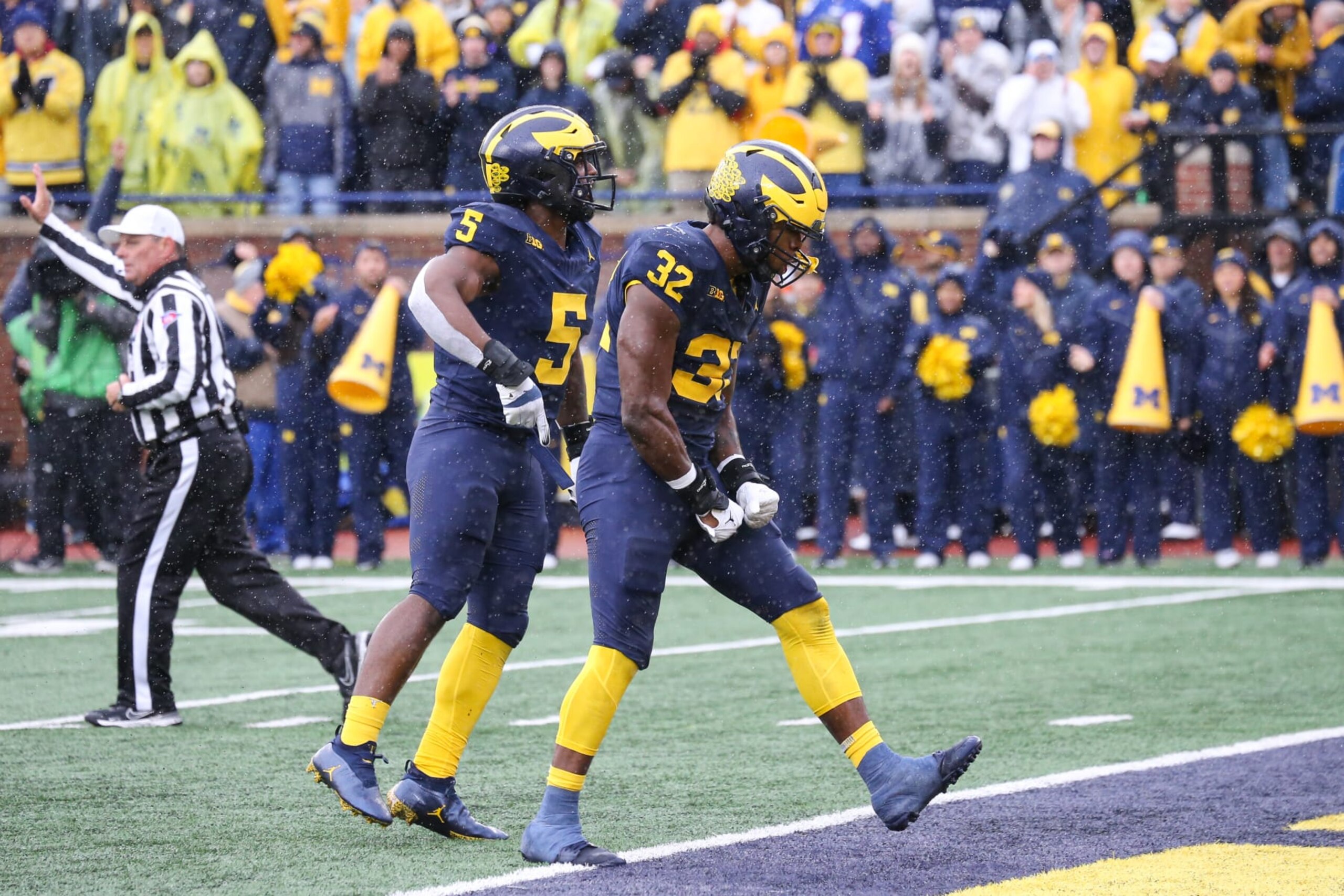 Josaiah Stewart and Jaylen Harrell