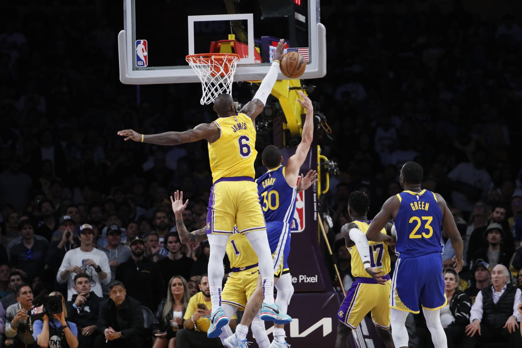 Los Angeles, CA, Monday, May 8, 2023 - Los Angeles Lakers forward LeBron James (6) blocks the shot of Golden State Warriors guard Stephen Curry (30) in game four of the NBA Western Conference Finals at Crypto.com Arena. (Robert Gauthier/Los Angeles Times via Getty Images)