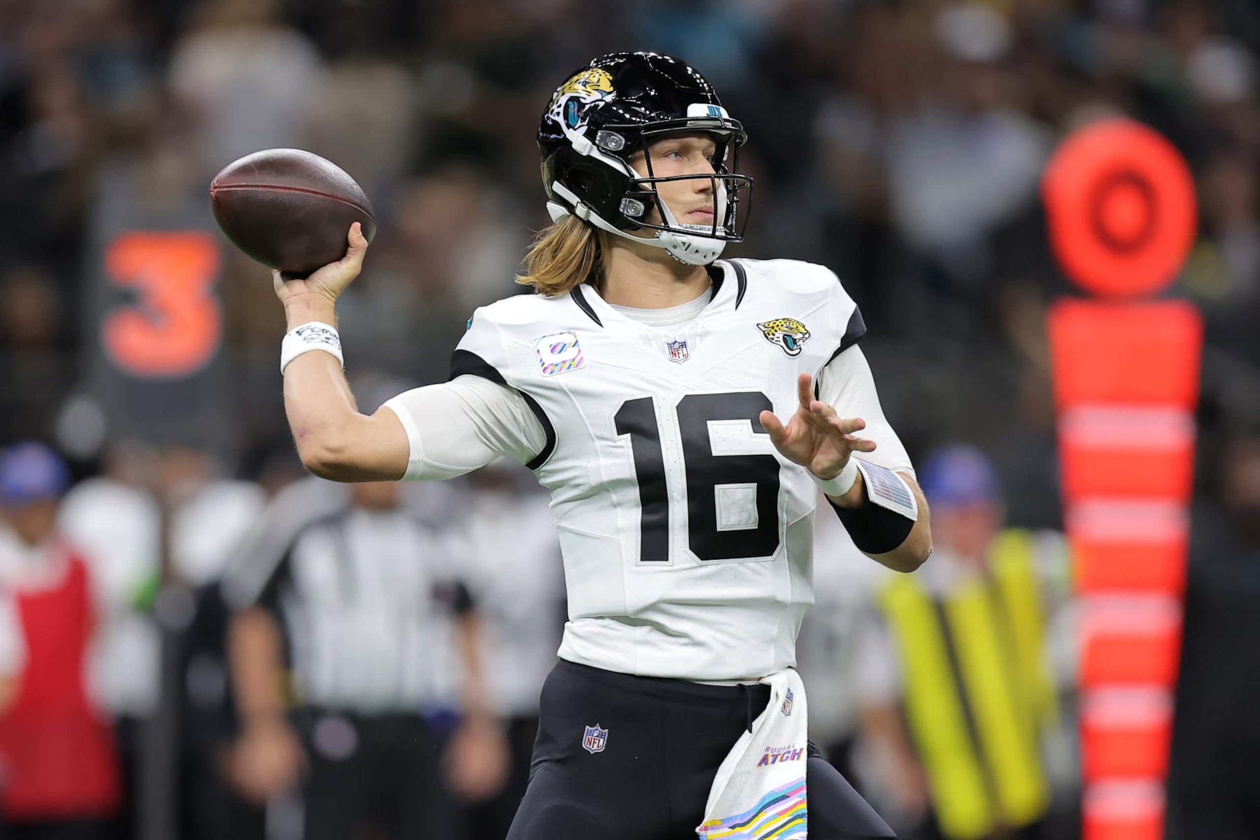 NEW ORLEANS, LOUISIANA - OCTOBER 19: Trevor Lawrence #16 of the Jacksonville Jaguars throws a pass during the first half against the New Orleans Saints at Caesars Superdome on October 19, 2023 in New Orleans, Louisiana. (Photo by Jonathan Bachman/Getty Images)