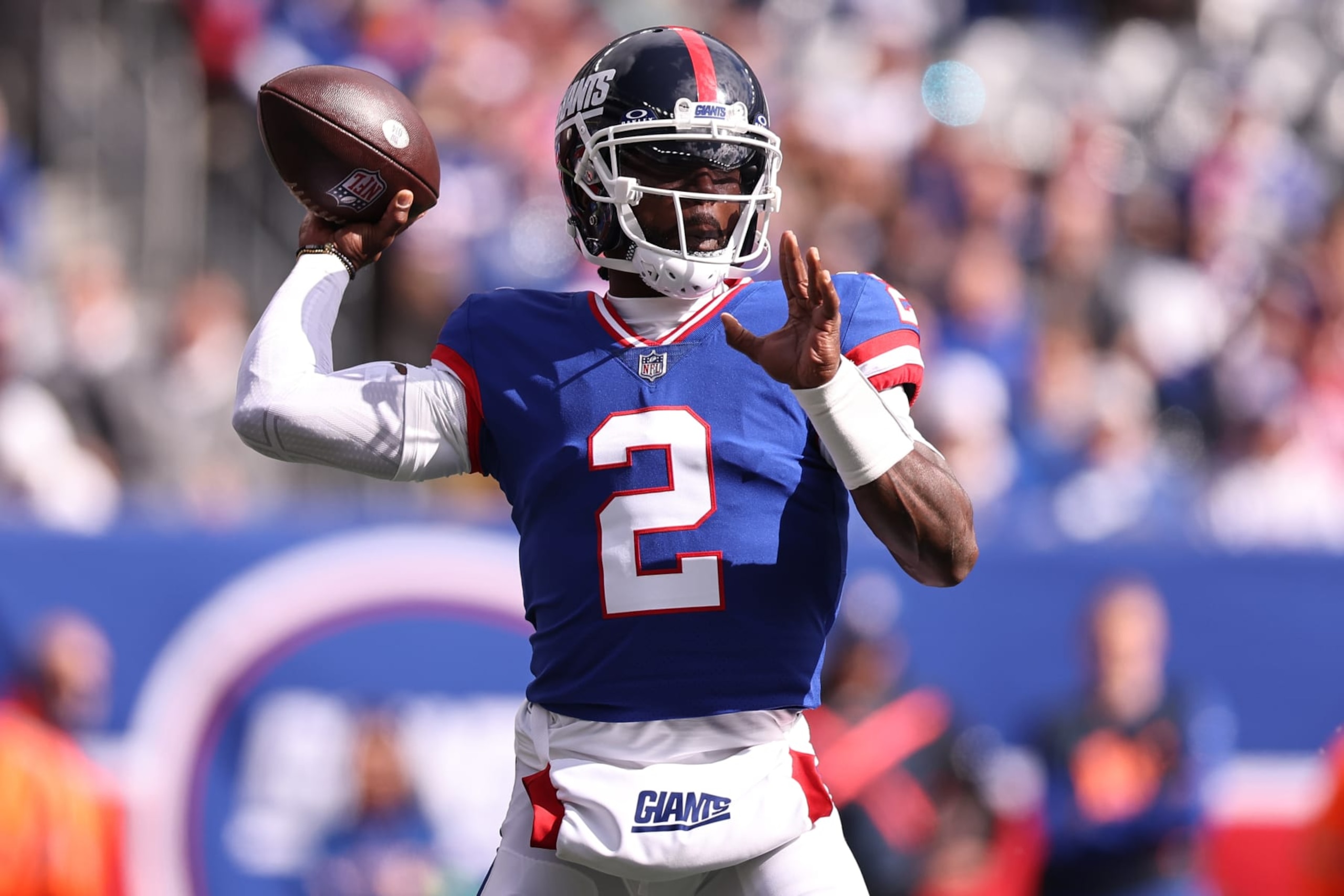 EAST RUTHERFORD, NEW JERSEY - OCTOBER 22: Tyrod Taylor #2 of the New York Giants passes the ball during the first half of the game against the Washington Commanders at MetLife Stadium on October 22, 2023 in East Rutherford, New Jersey. (Photo by Dustin Satloff/Getty Images)