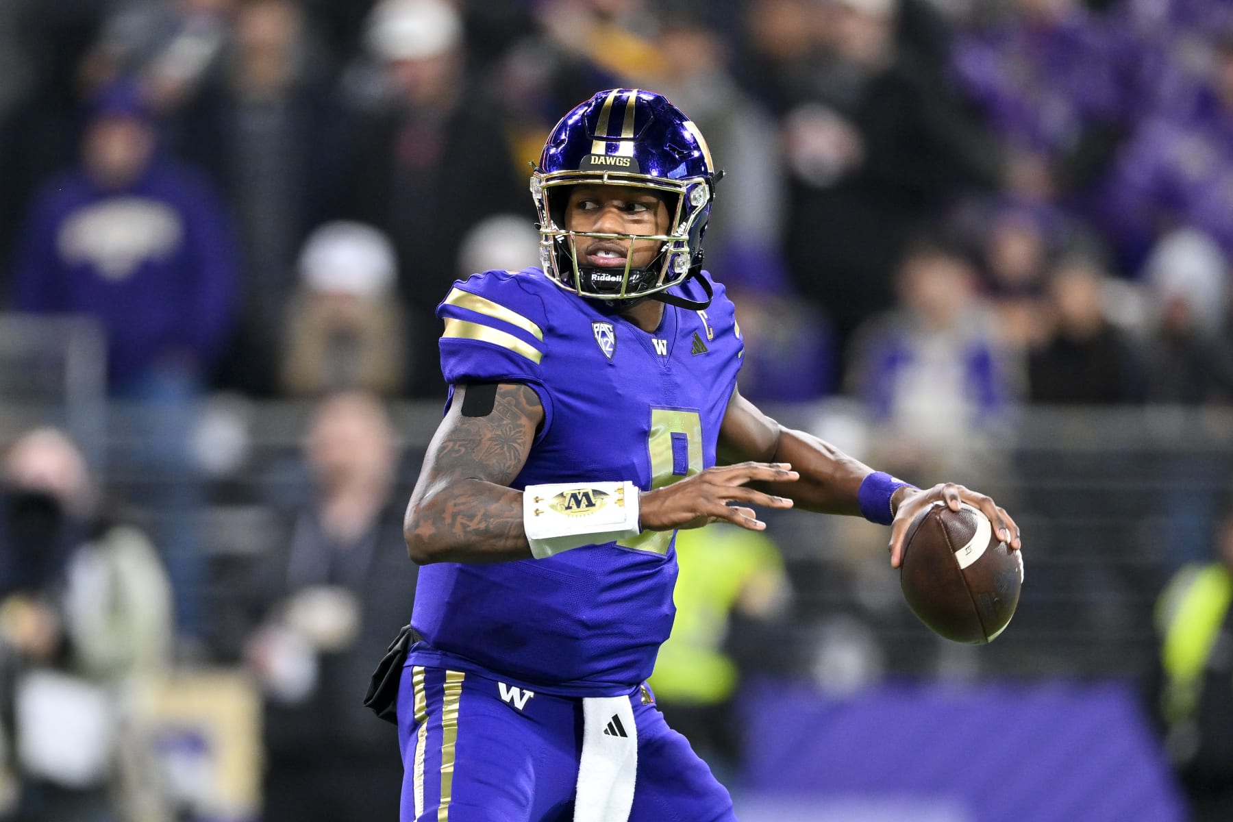 SEATTLE, WASHINGTON - OCTOBER 21: Michael Penix Jr. #9 of the Washington Huskies throws the ball during the third quarter against the Arizona State Sun Devils at Husky Stadium on October 21, 2023 in Seattle, Washington. The Washington Huskies won 15-7. (Photo by Alika Jenner/Getty Images)