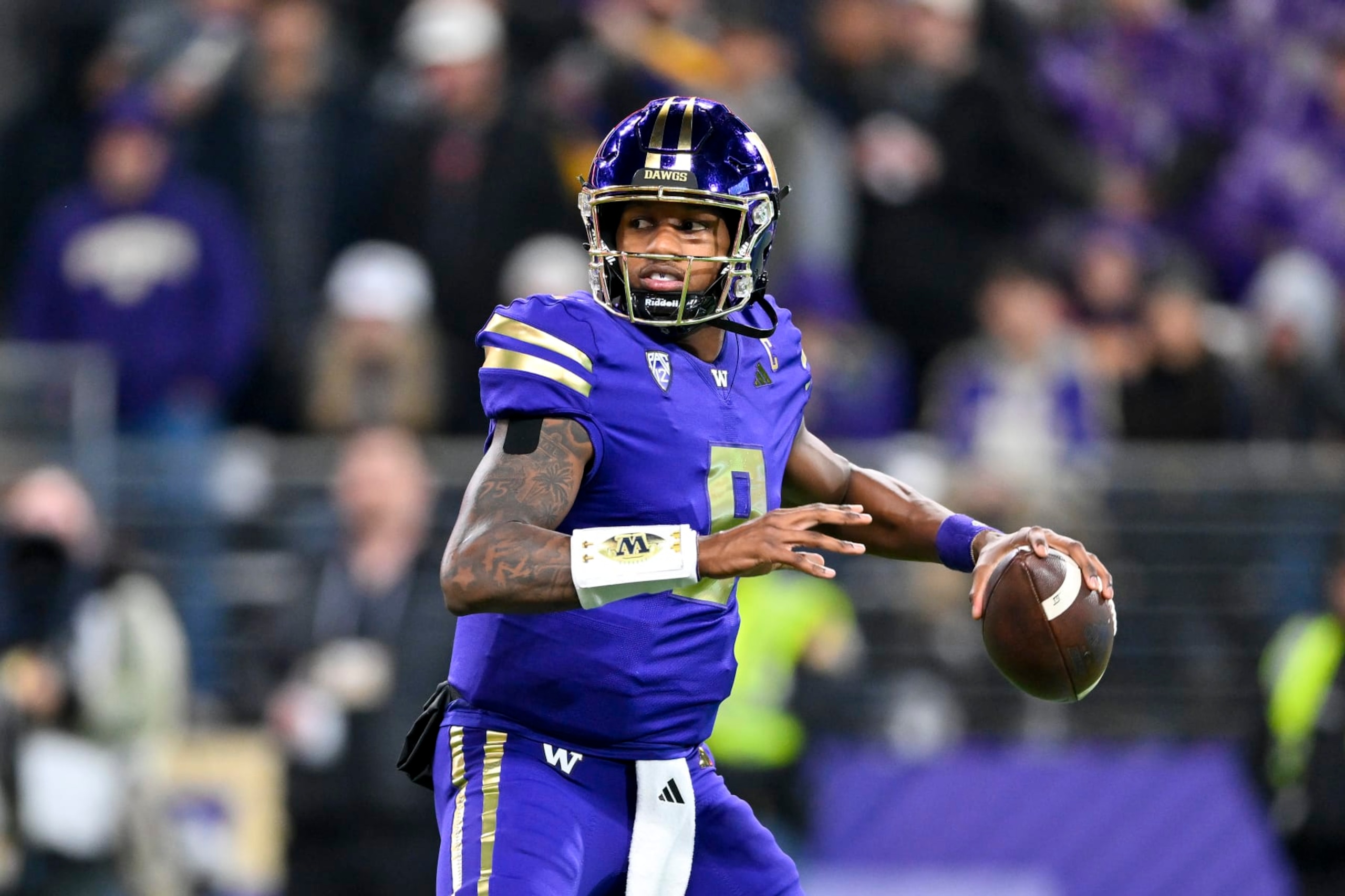 SEATTLE, WASHINGTON - OCTOBER 21: Michael Penix Jr. #9 of the Washington Huskies throws the ball during the third quarter against the Arizona State Sun Devils at Husky Stadium on October 21, 2023 in Seattle, Washington. The Washington Huskies won 15-7. (Photo by Alika Jenner/Getty Images)