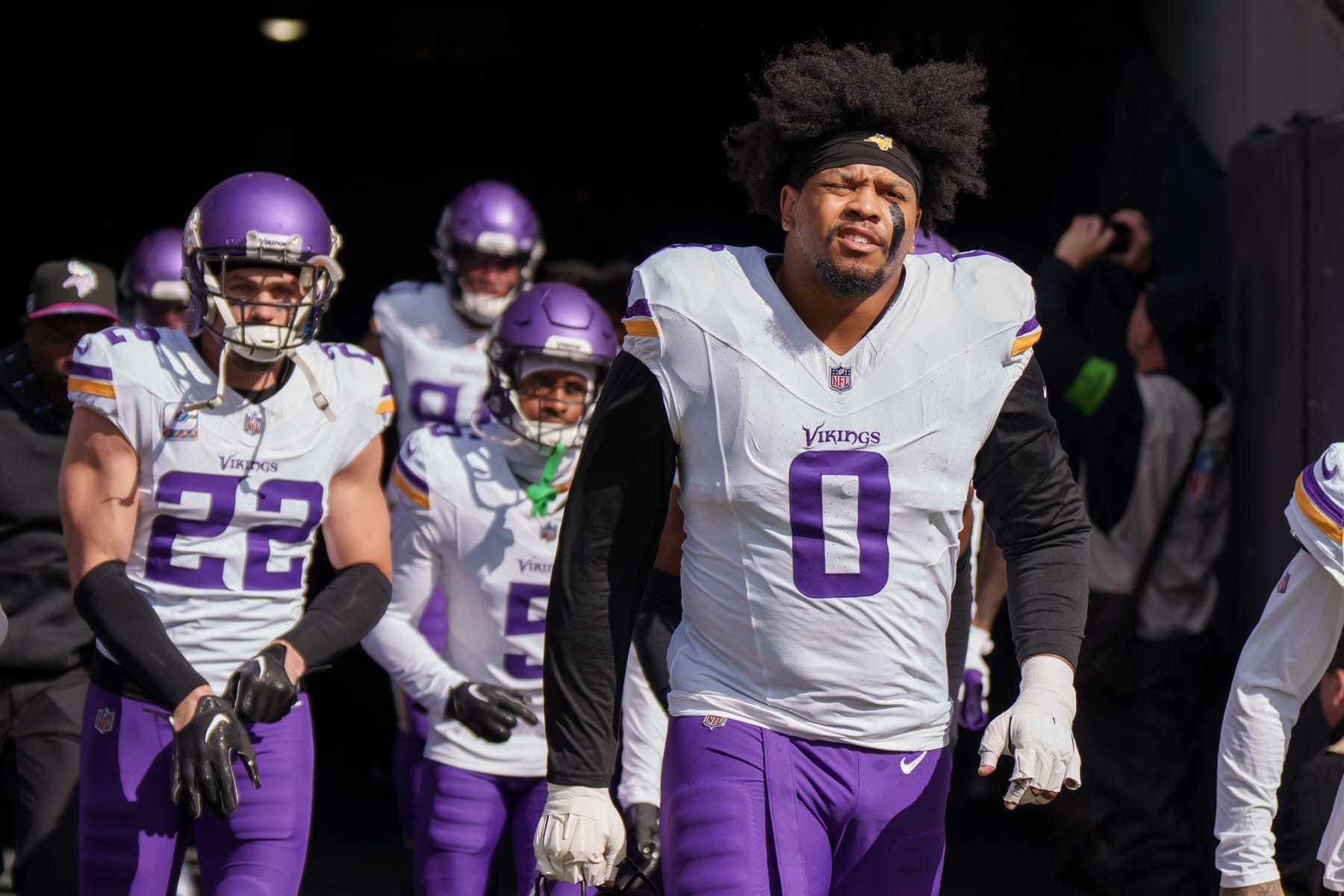 Vikings DE Marcus Davenport